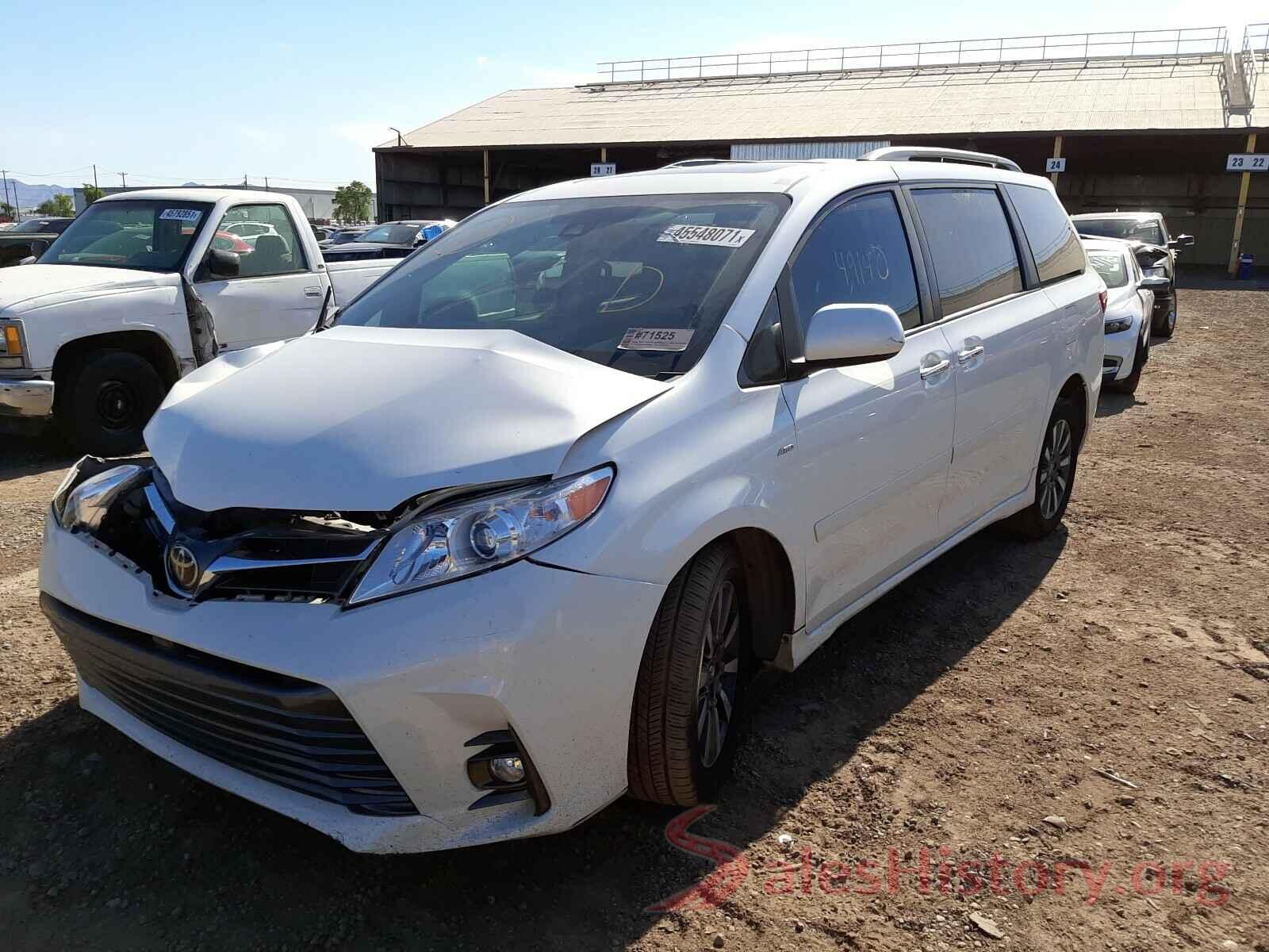 5TDDZ3DC2JS205458 2018 TOYOTA SIENNA