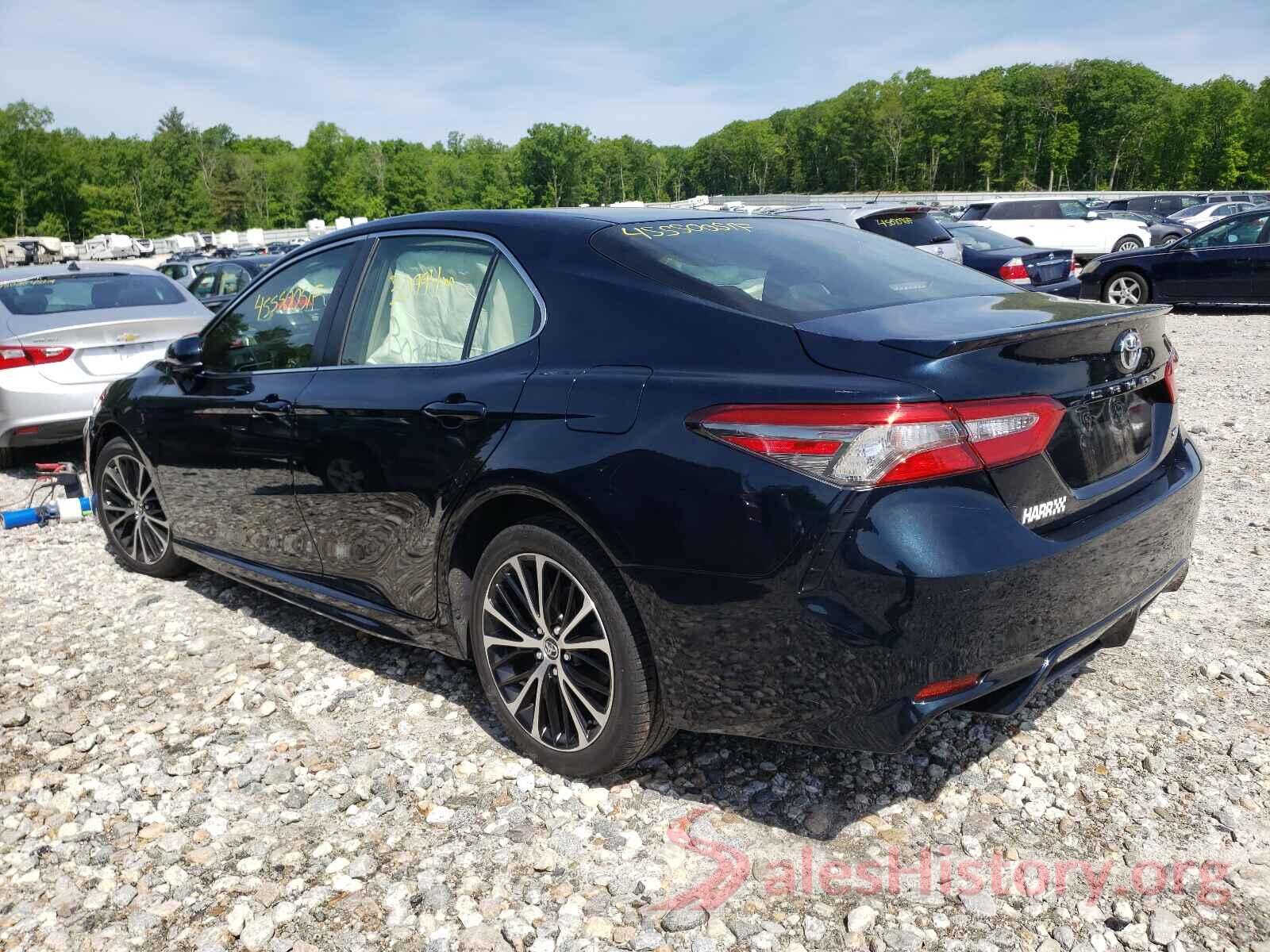 JTNB11HK0J3015501 2018 TOYOTA CAMRY