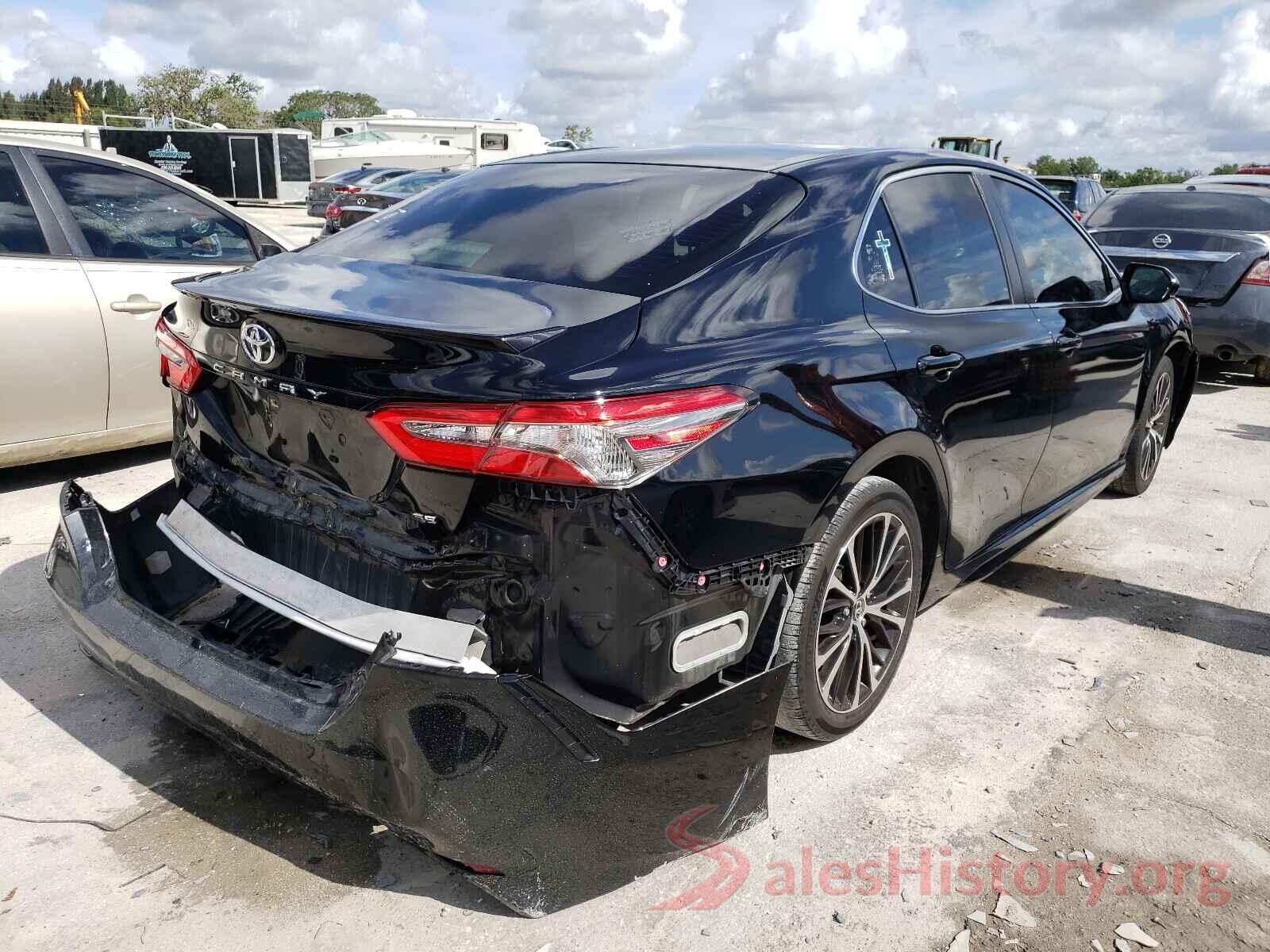 JTNB11HK6J3020475 2018 TOYOTA CAMRY