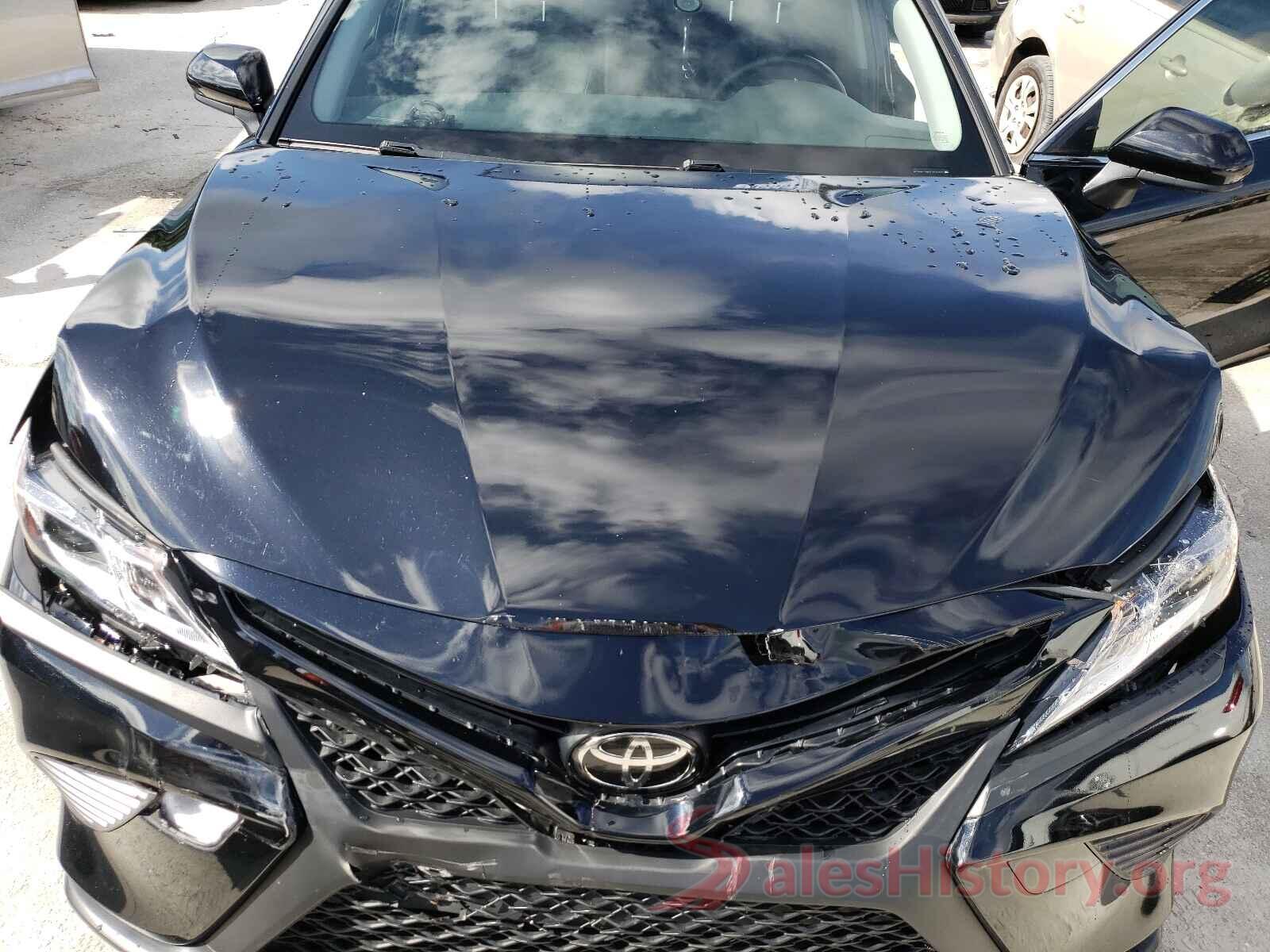 JTNB11HK6J3020475 2018 TOYOTA CAMRY