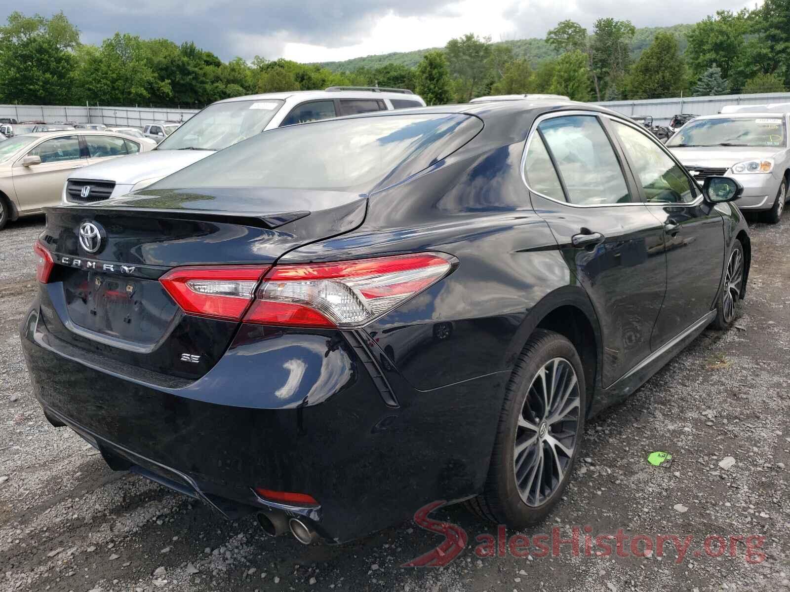 JTNB11HK3J3009885 2018 TOYOTA CAMRY