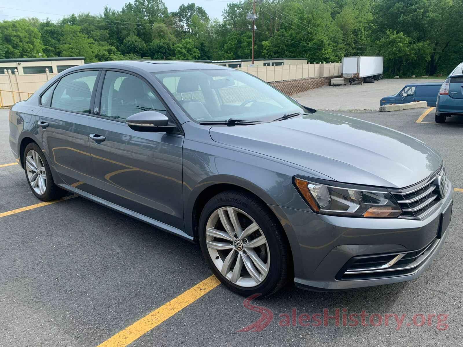 1VWLA7A38KC008552 2019 VOLKSWAGEN PASSAT