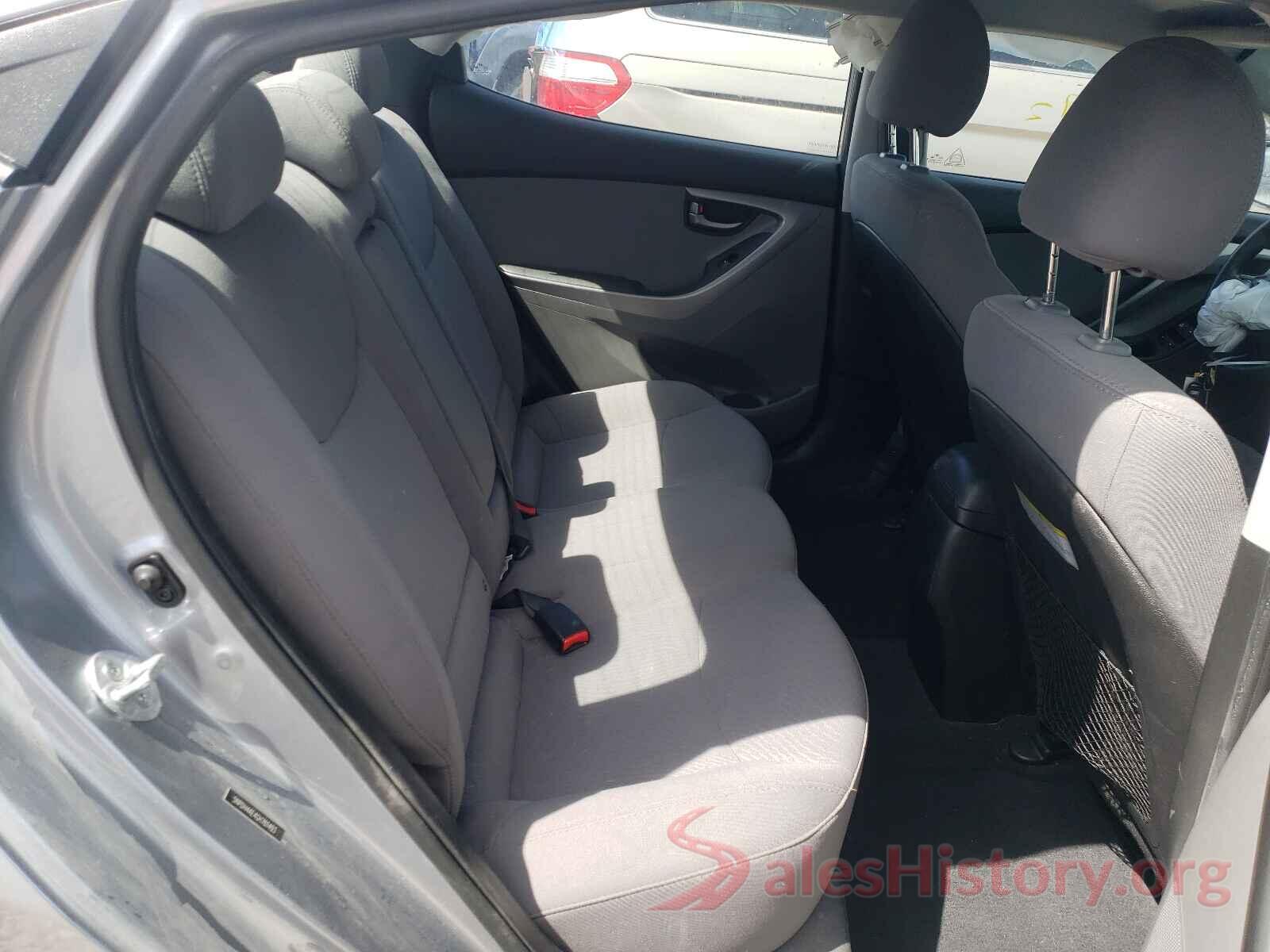 5NPDH4AE4GH761493 2016 HYUNDAI ELANTRA