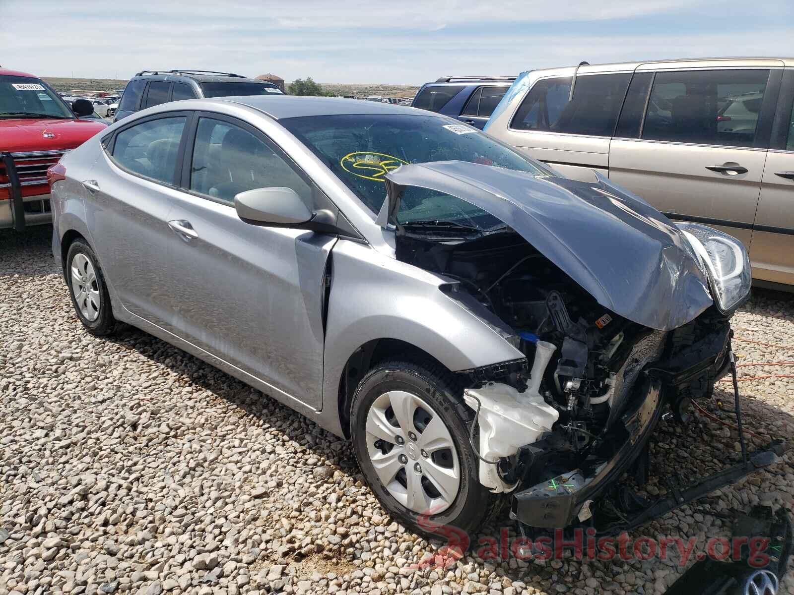 5NPDH4AE4GH761493 2016 HYUNDAI ELANTRA