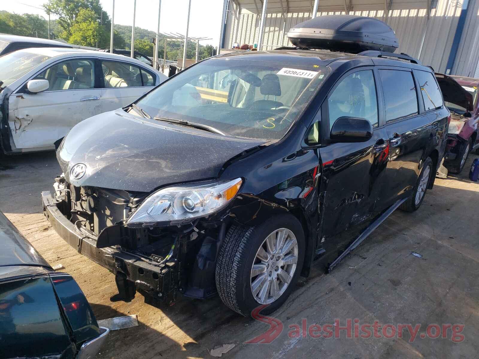 5TDDZ3DC2HS160810 2017 TOYOTA SIENNA