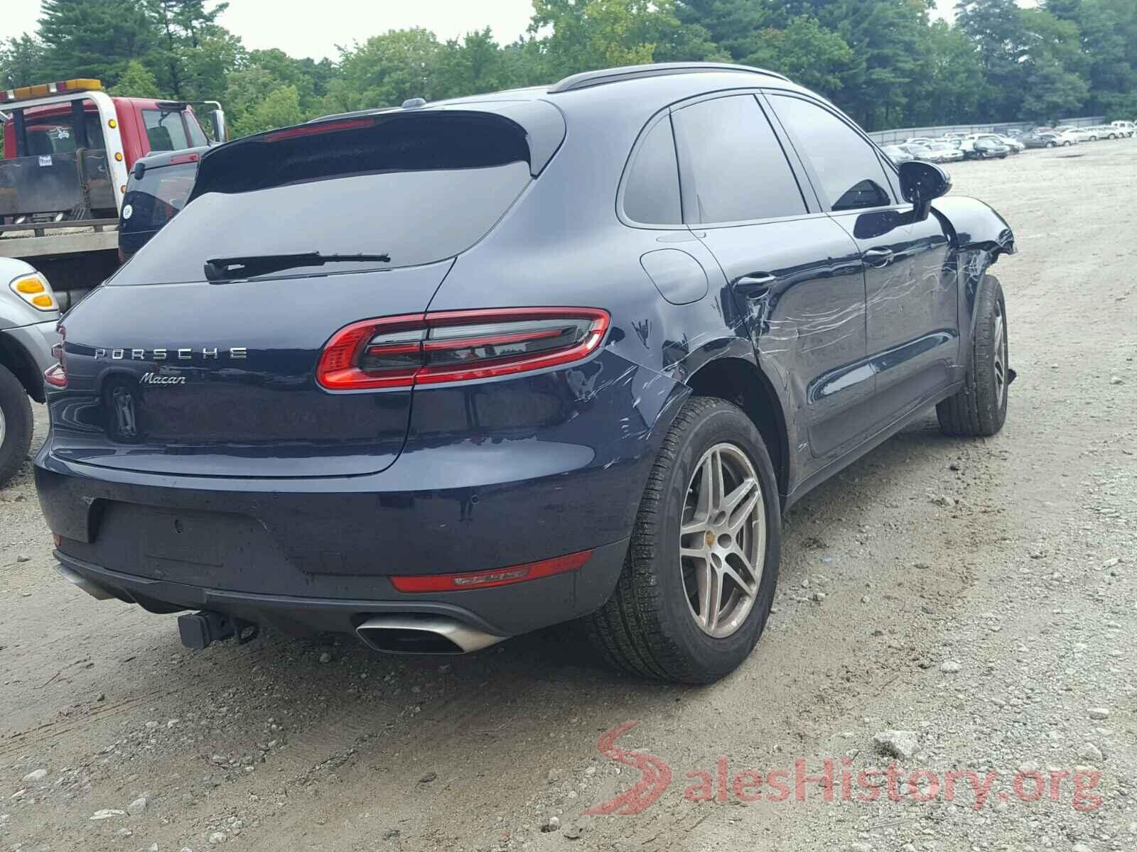 WP1AA2A57JLB09139 2018 PORSCHE MACAN