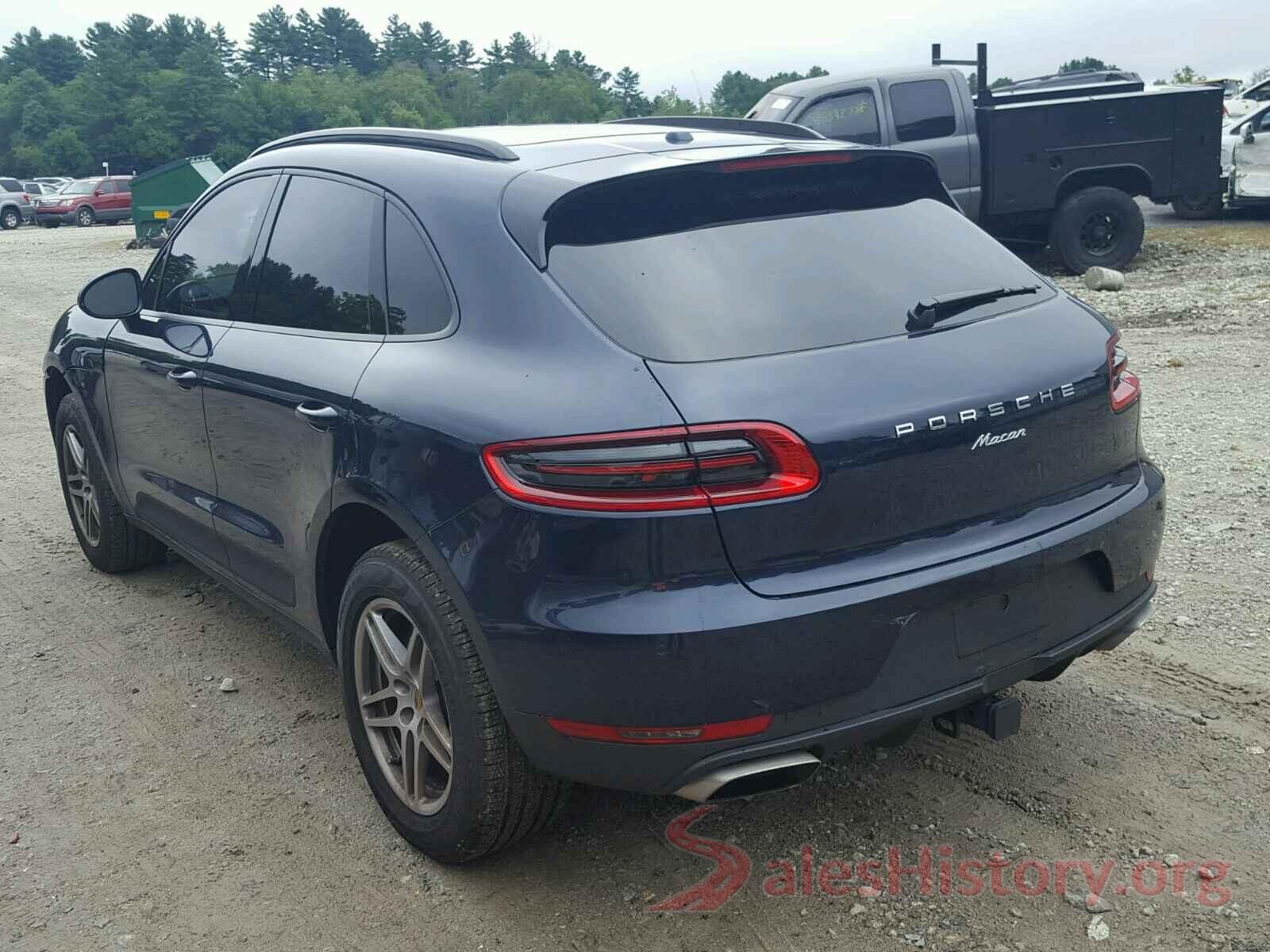 WP1AA2A57JLB09139 2018 PORSCHE MACAN