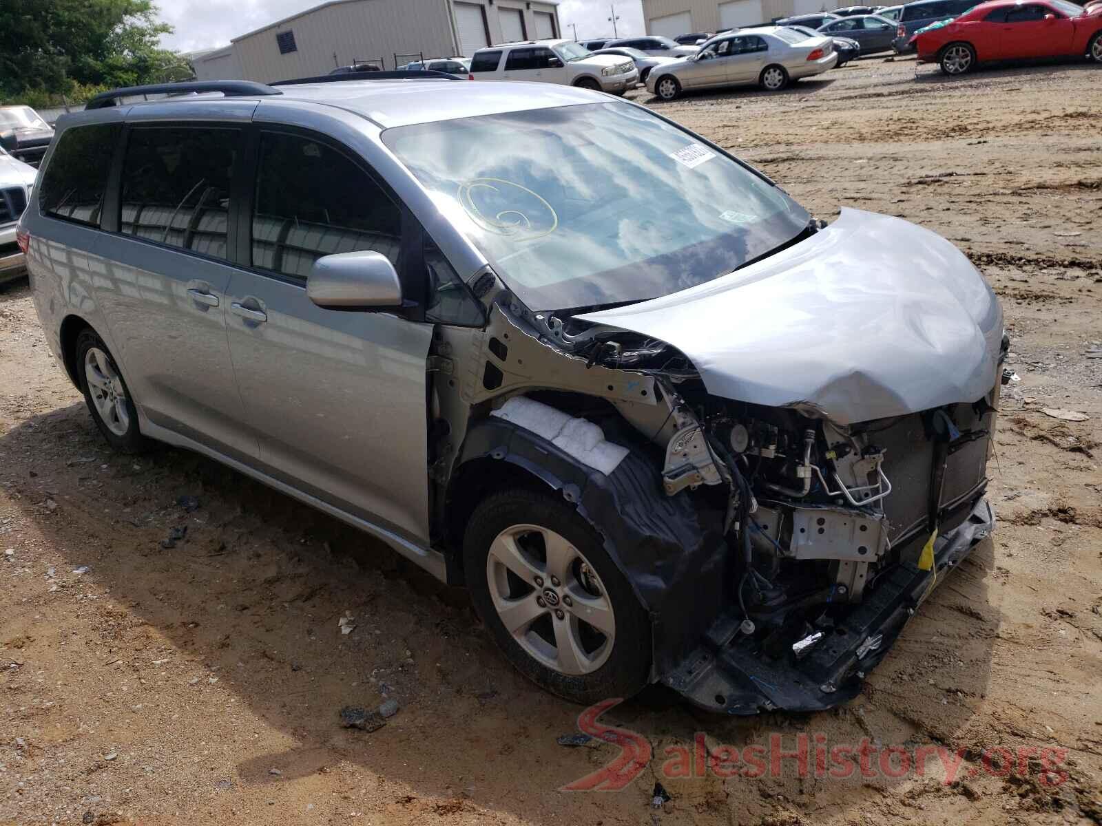 5TDKZ3DC3KS020716 2019 TOYOTA SIENNA