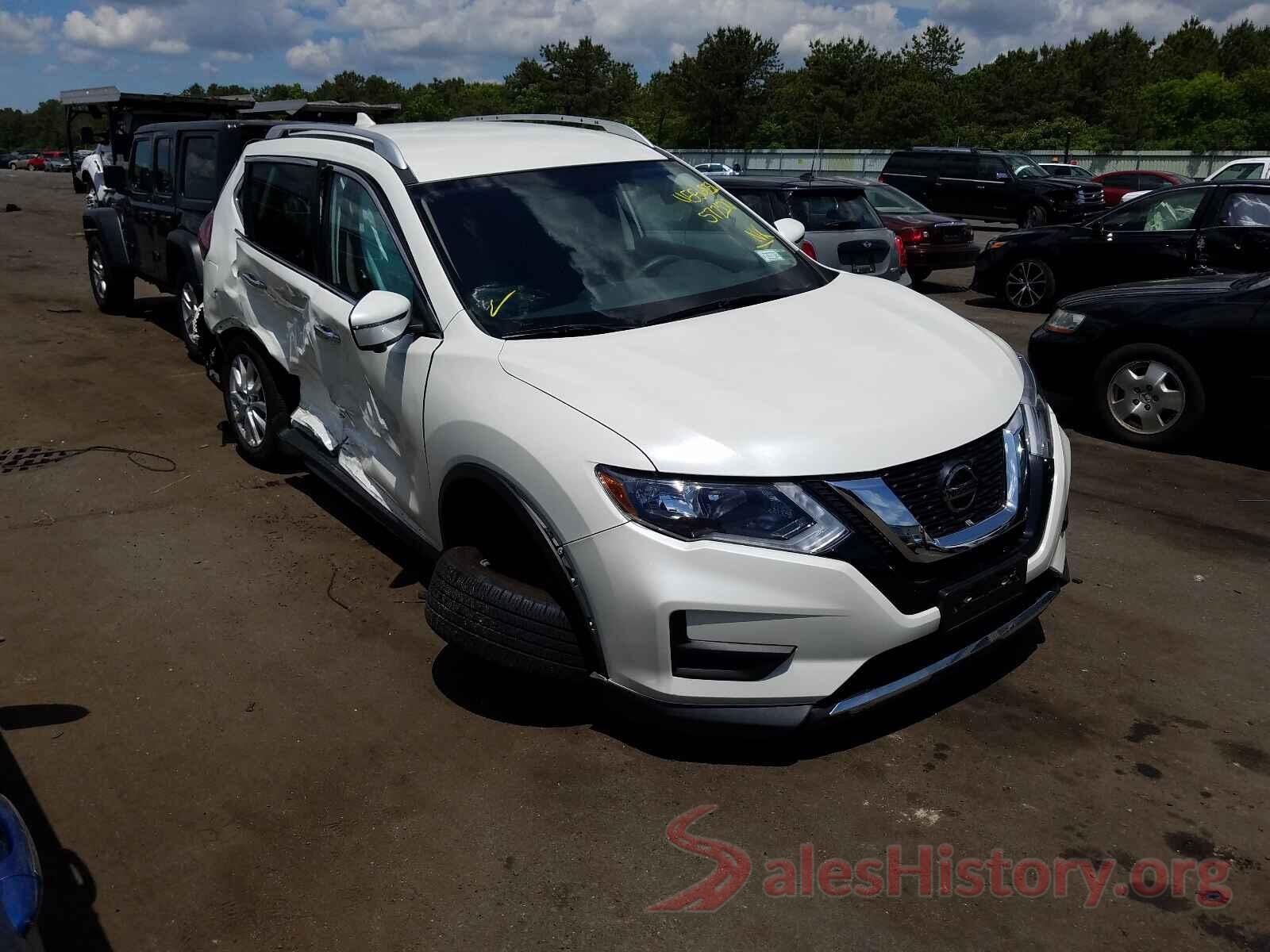 KNMAT2MV3JP572170 2018 NISSAN ROGUE