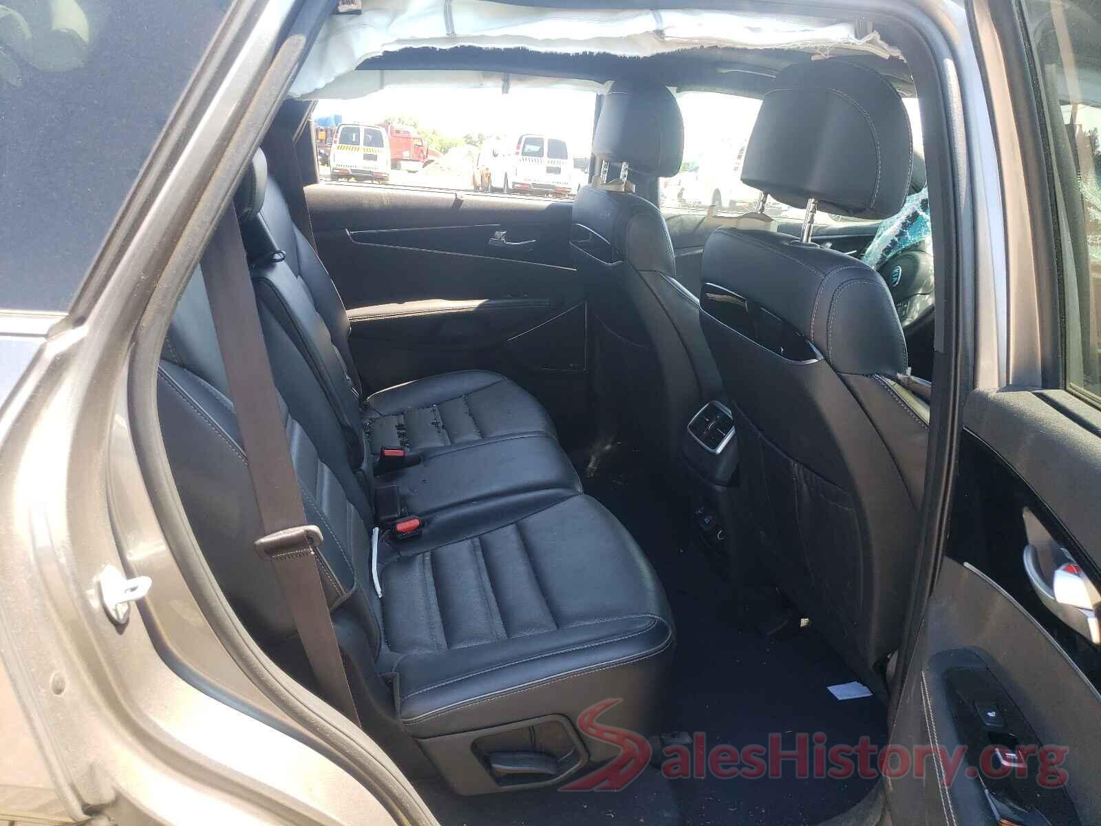 5XYPKDA50HG230220 2017 KIA SORENTO