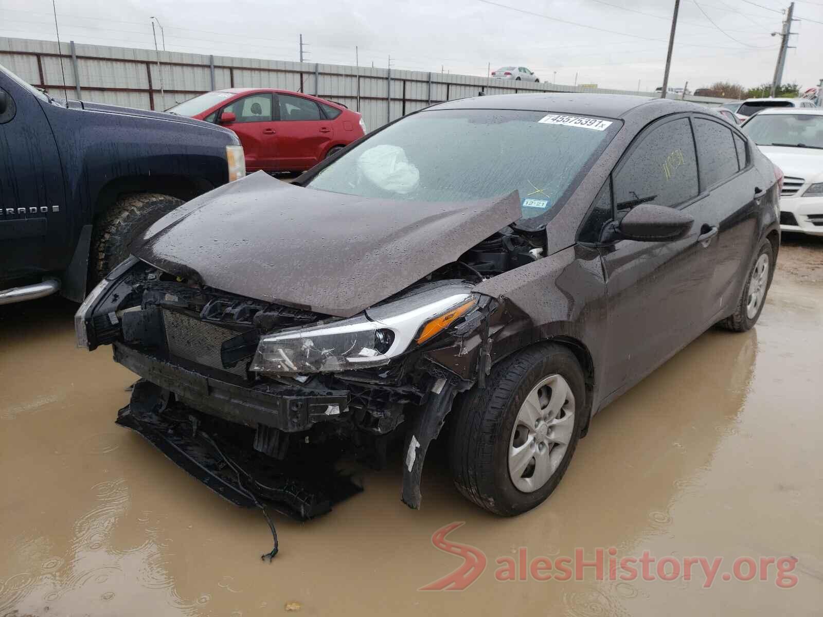 3KPFL4A7XHE013300 2017 KIA FORTE