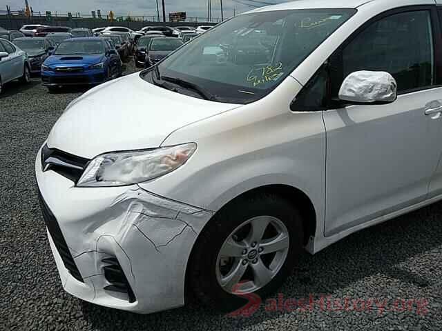 5TDKZ3DC8KS992148 2019 TOYOTA SIENNA