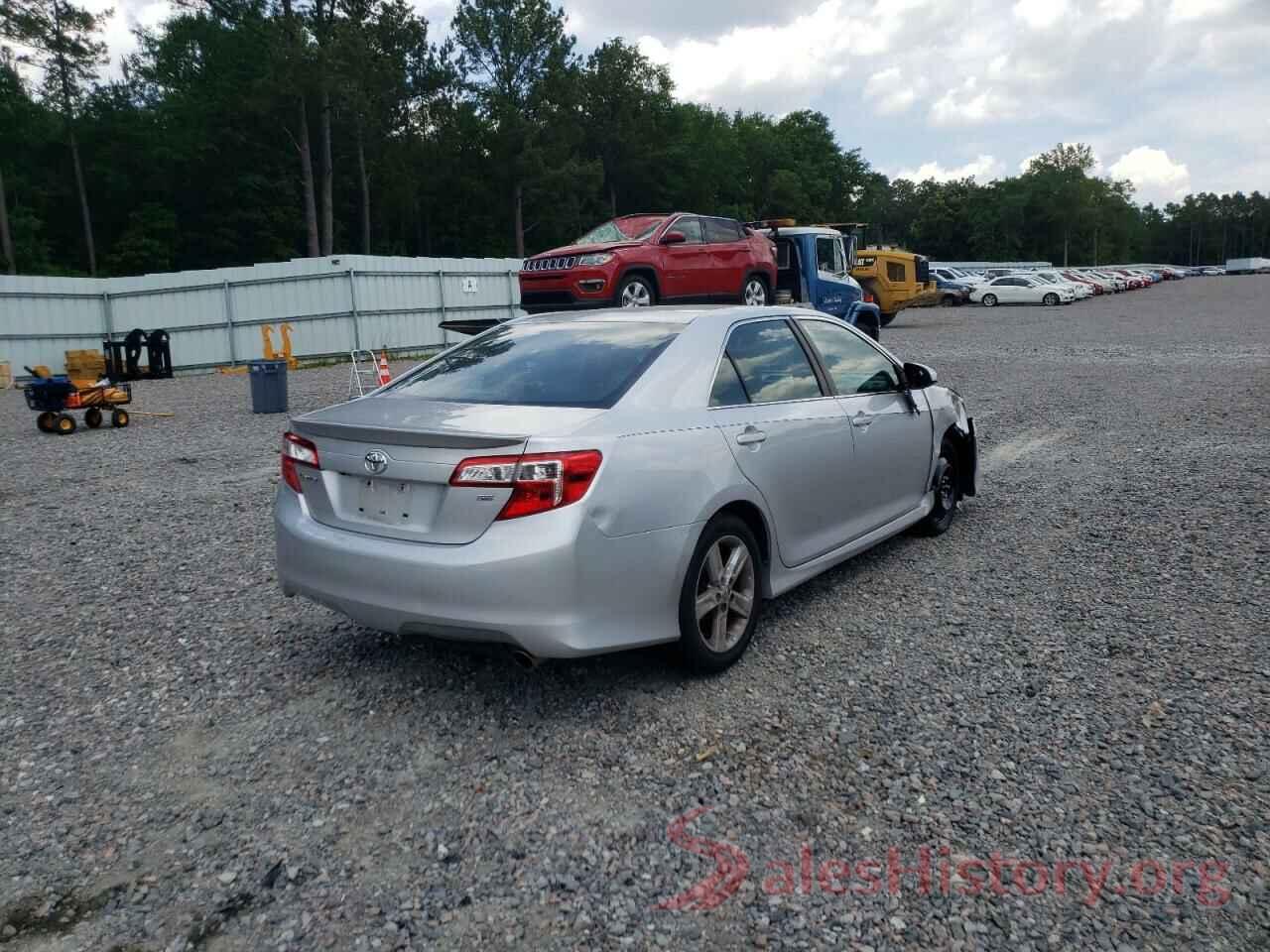 4T1BF1FK0EU829264 2014 TOYOTA CAMRY