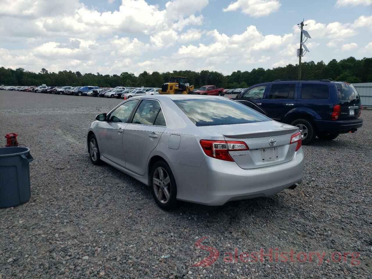 4T1BF1FK0EU829264 2014 TOYOTA CAMRY