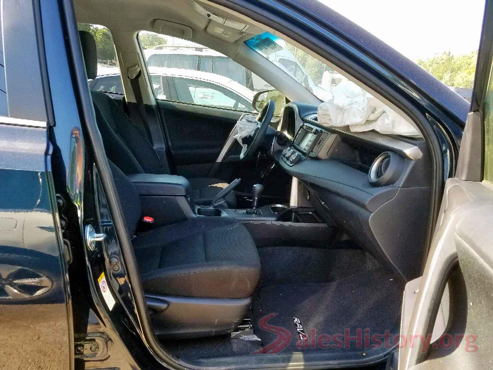 JTMBFREV3JD255784 2018 TOYOTA RAV4 LE