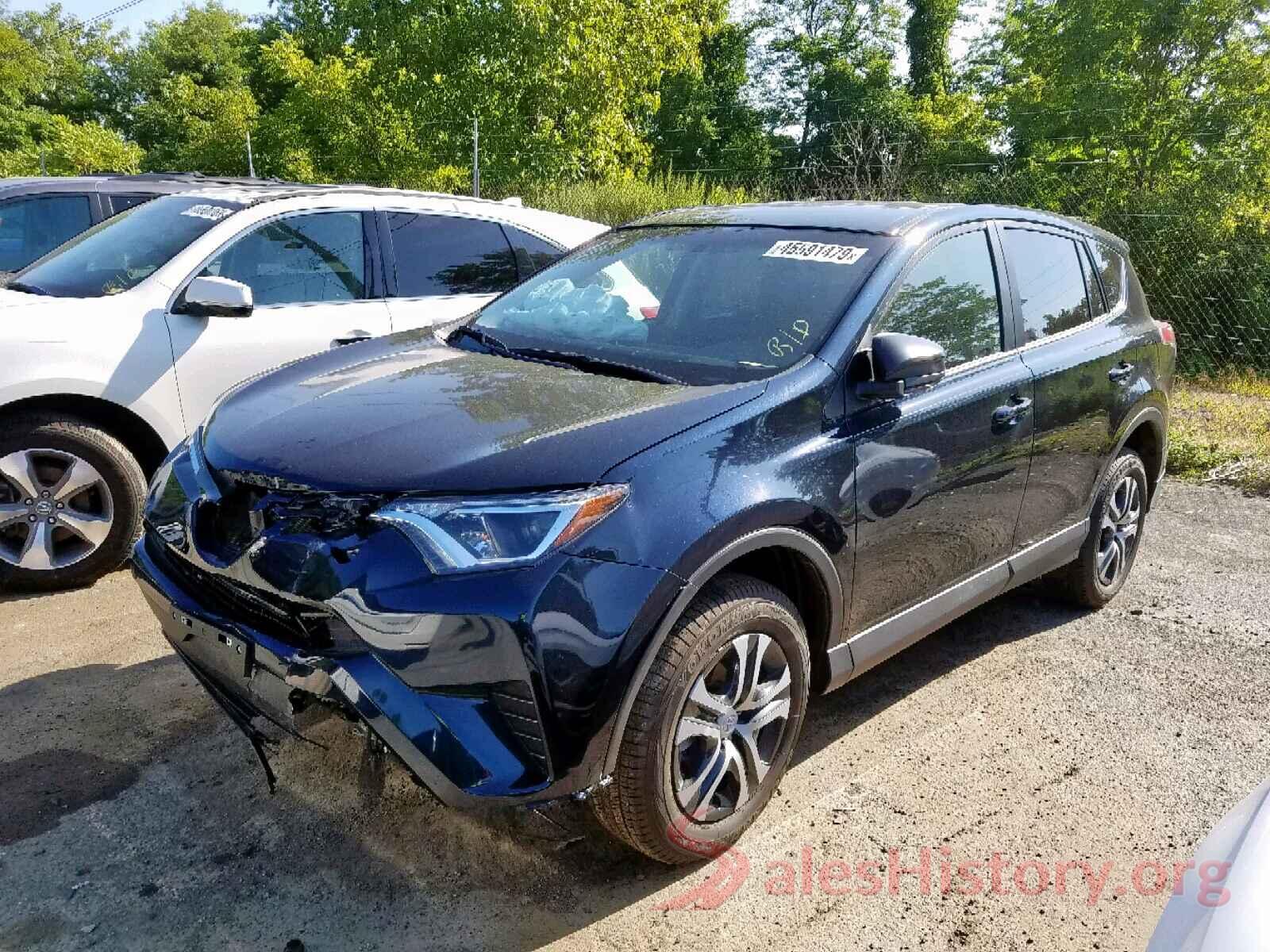 JTMBFREV3JD255784 2018 TOYOTA RAV4 LE