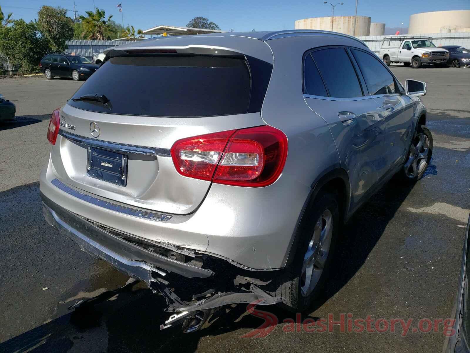 WDCTG4EB7JJ414053 2018 MERCEDES-BENZ GLA-CLASS