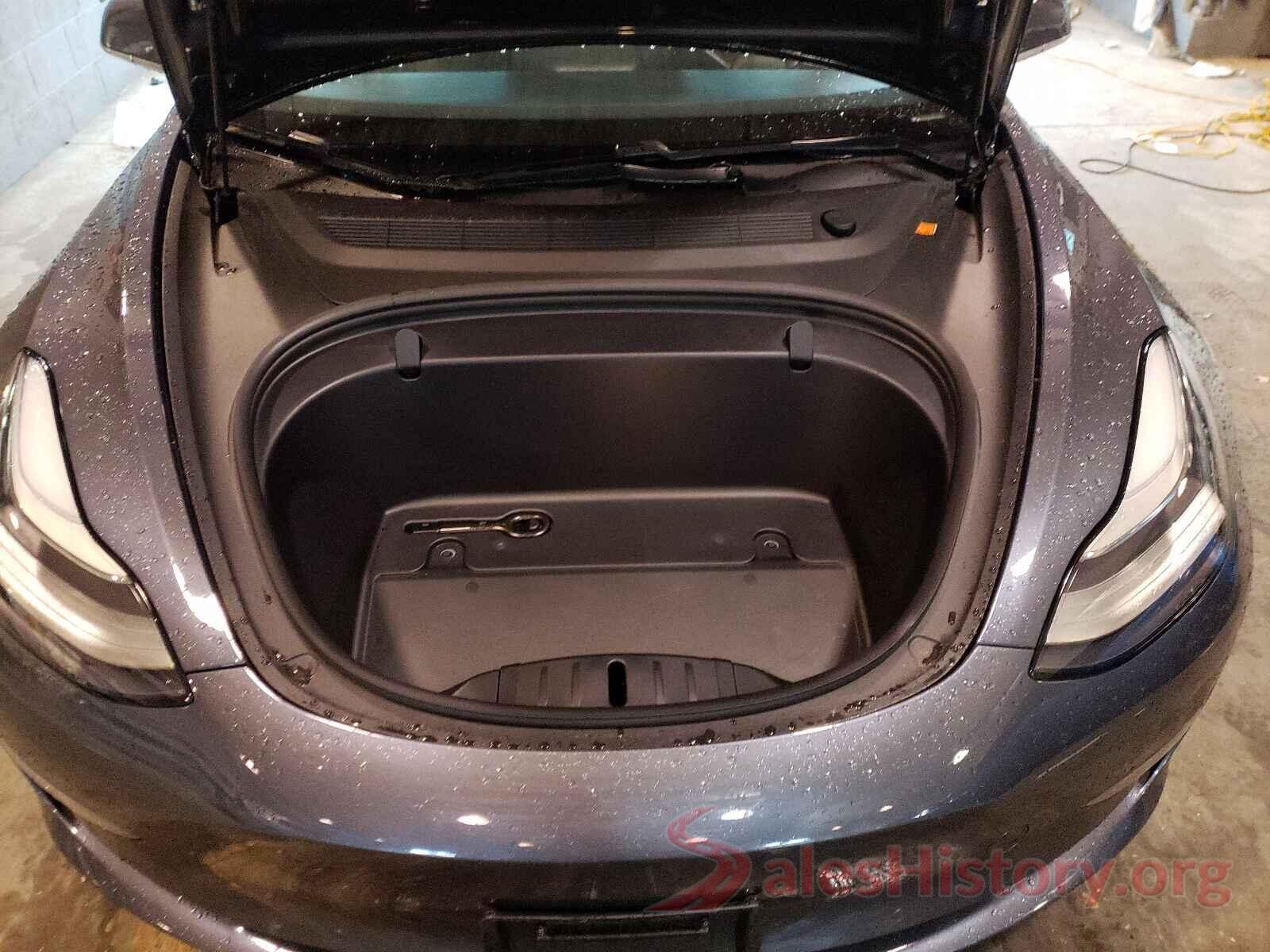 5YJ3E1EB4KF477453 2019 TESLA MODEL 3