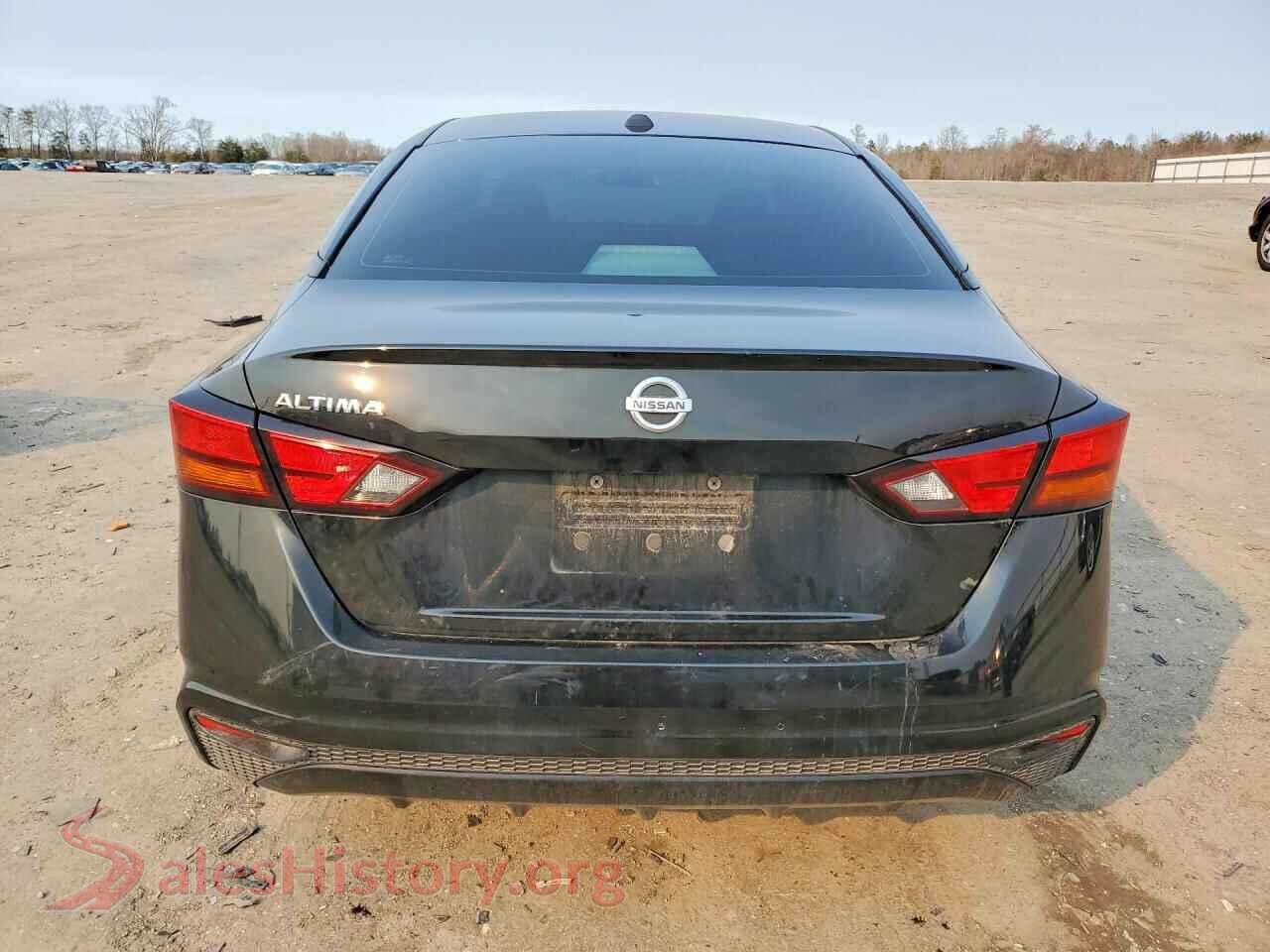 2019 NISSAN ALTIMA VIN 1N4BL4BV8KC214435, left side view
