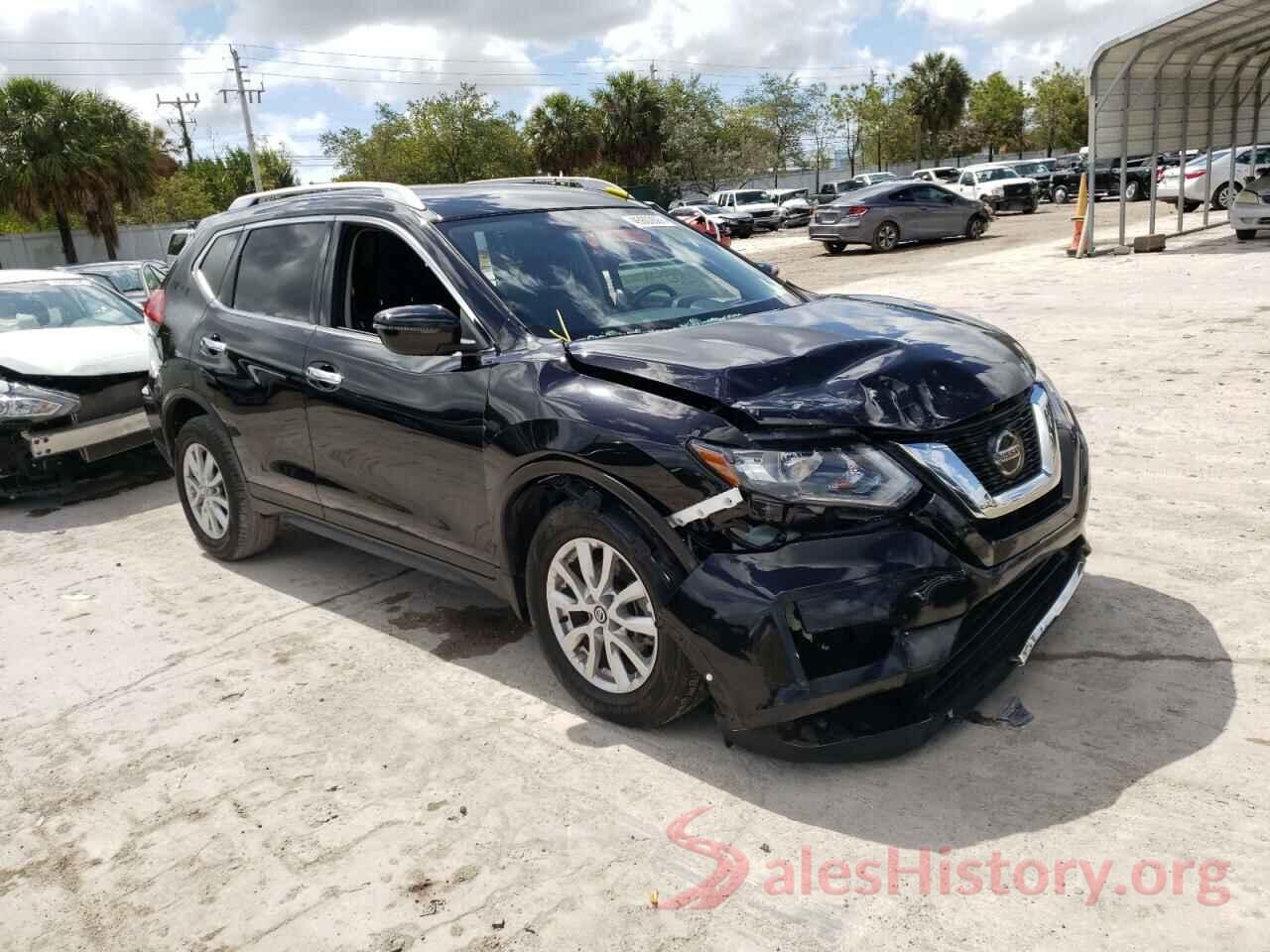 KNMAT2MT8JP598603 2018 NISSAN ROGUE