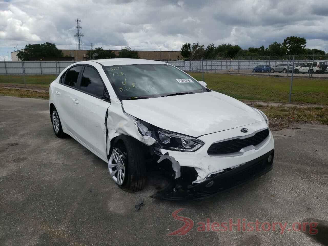 3KPF24AD2ME275850 2021 KIA FORTE