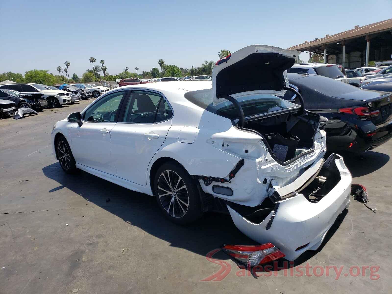 4T1B11HK8KU758175 2019 TOYOTA CAMRY