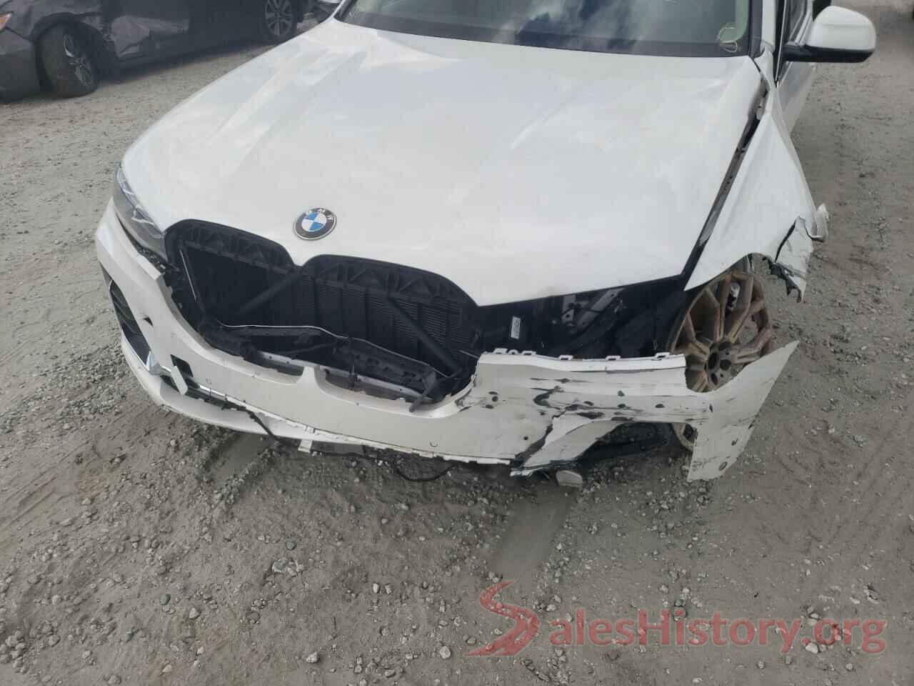 5UXCX4C57KLB40072 2019 BMW X7