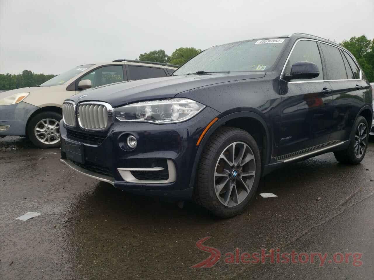 5UXKS4C50J0Y19155 2018 BMW X5