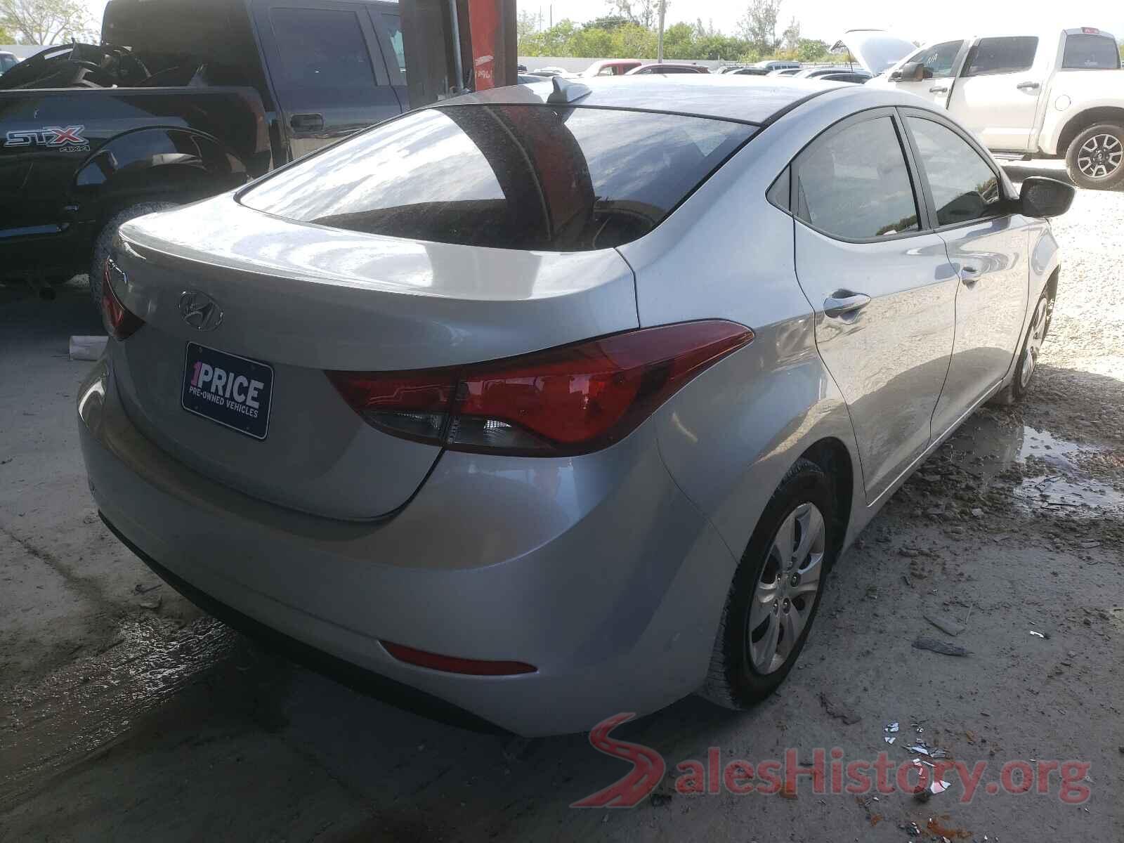 5NPDH4AE1GH717483 2016 HYUNDAI ELANTRA