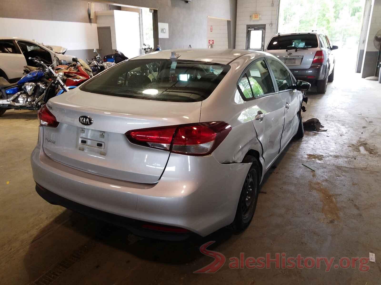 3KPFK4A75HE062049 2017 KIA FORTE