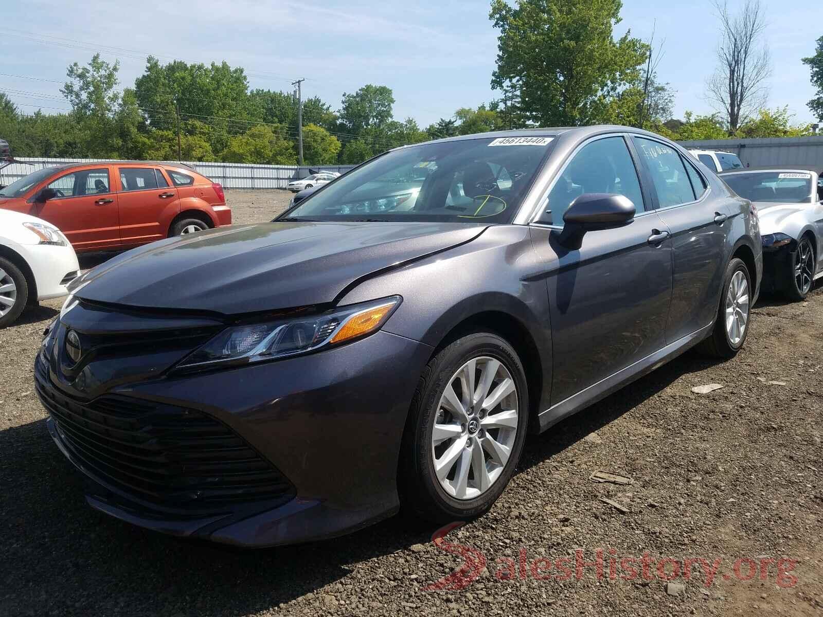 4T1B11HK2KU794752 2019 TOYOTA CAMRY