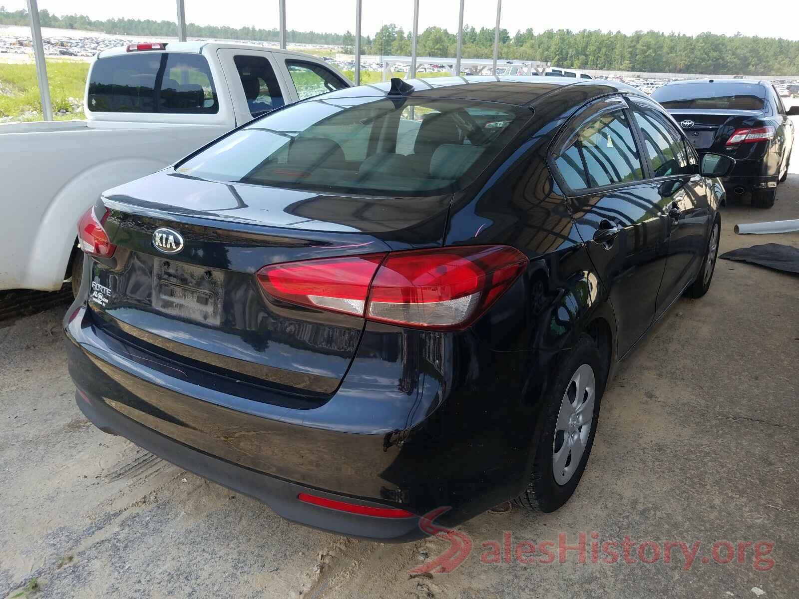 3KPFK4A78HE143014 2017 KIA FORTE