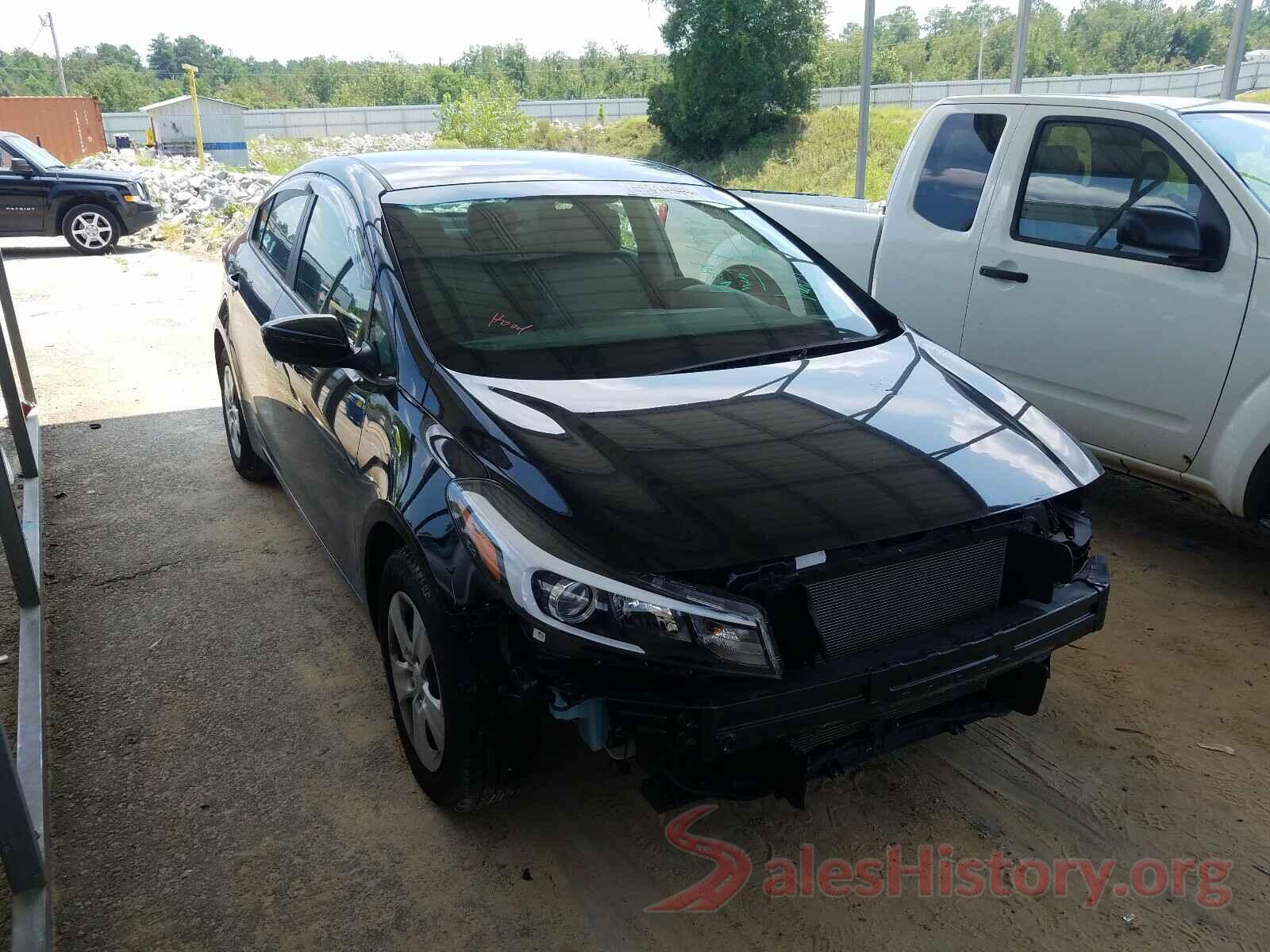 3KPFK4A78HE143014 2017 KIA FORTE