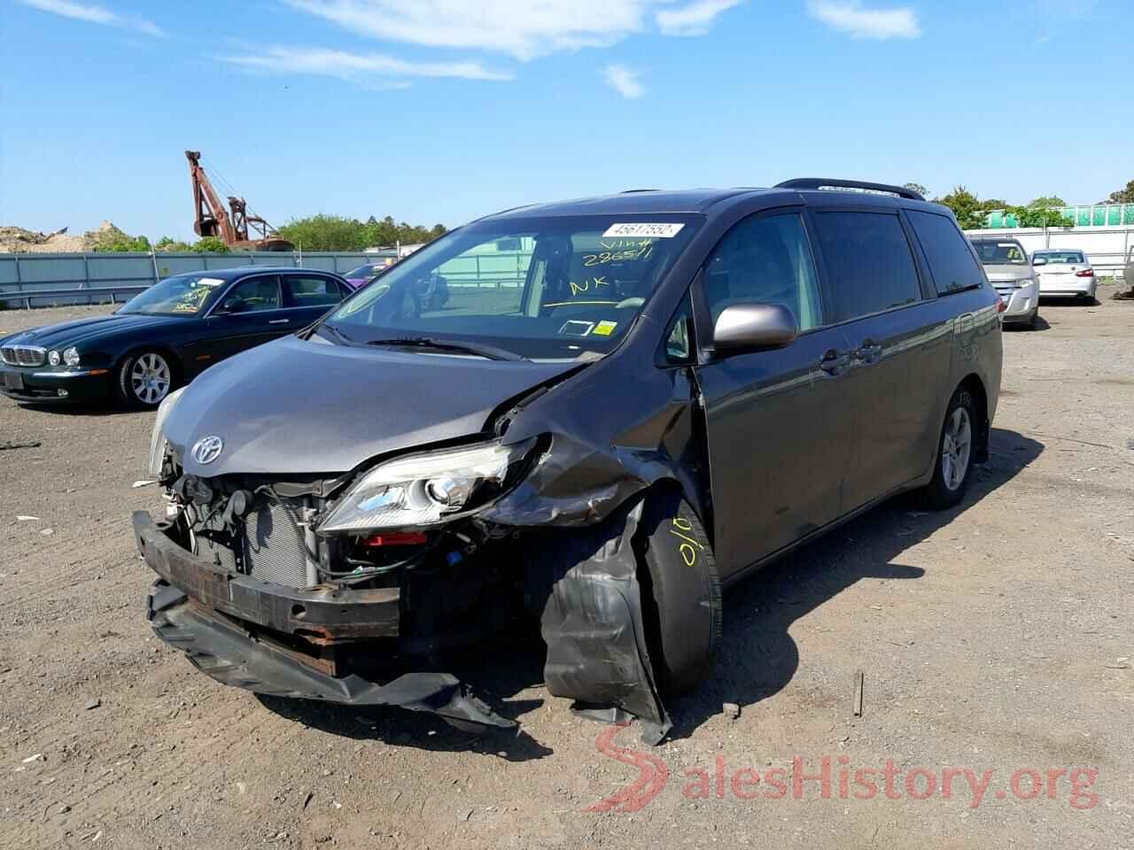 5TDKK3DC0DS286511 2013 TOYOTA SIENNA