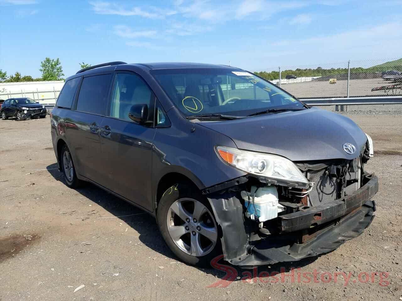 5TDKK3DC0DS286511 2013 TOYOTA SIENNA