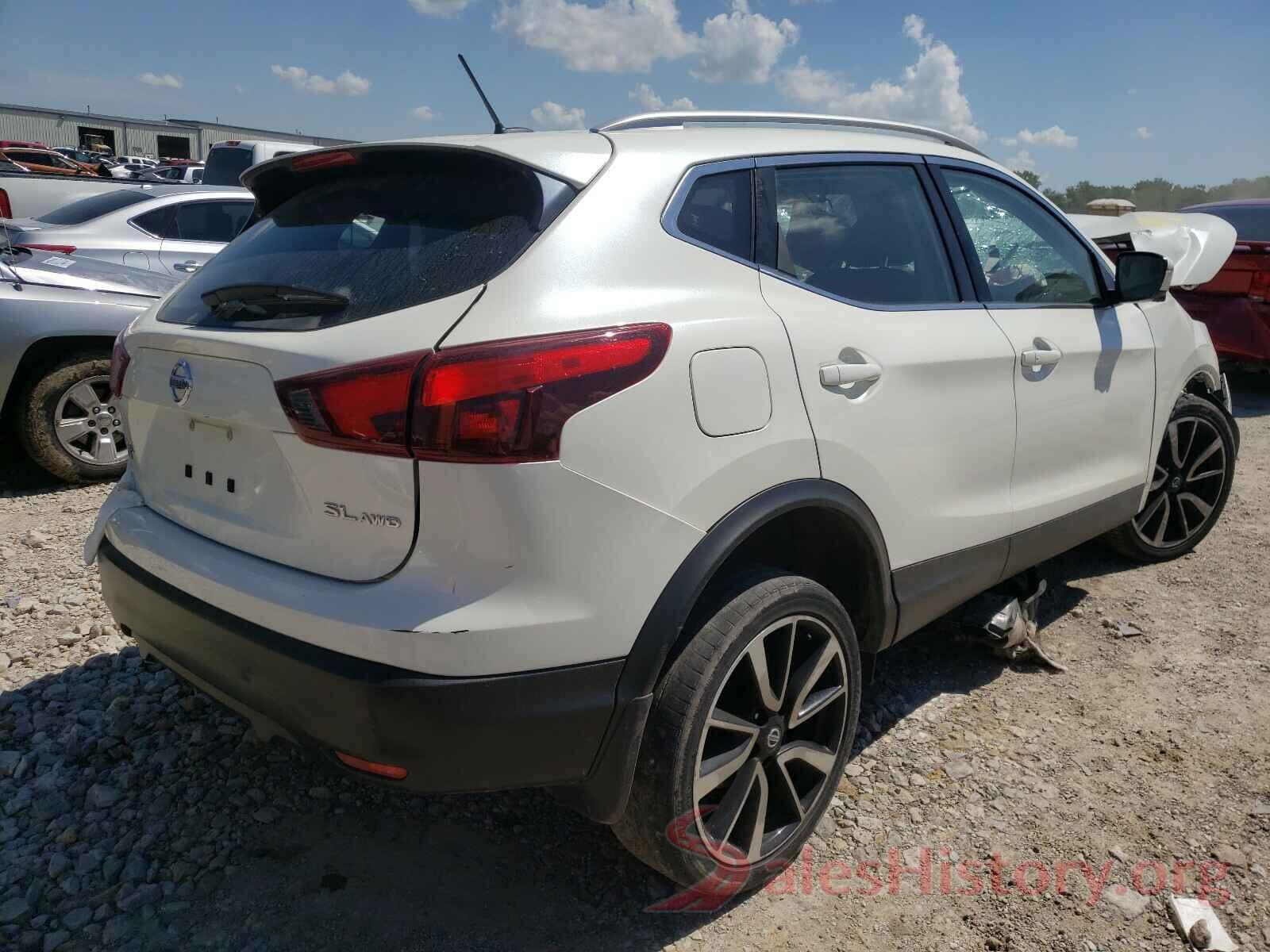 JN1BJ1CR0HW135271 2017 NISSAN ROGUE