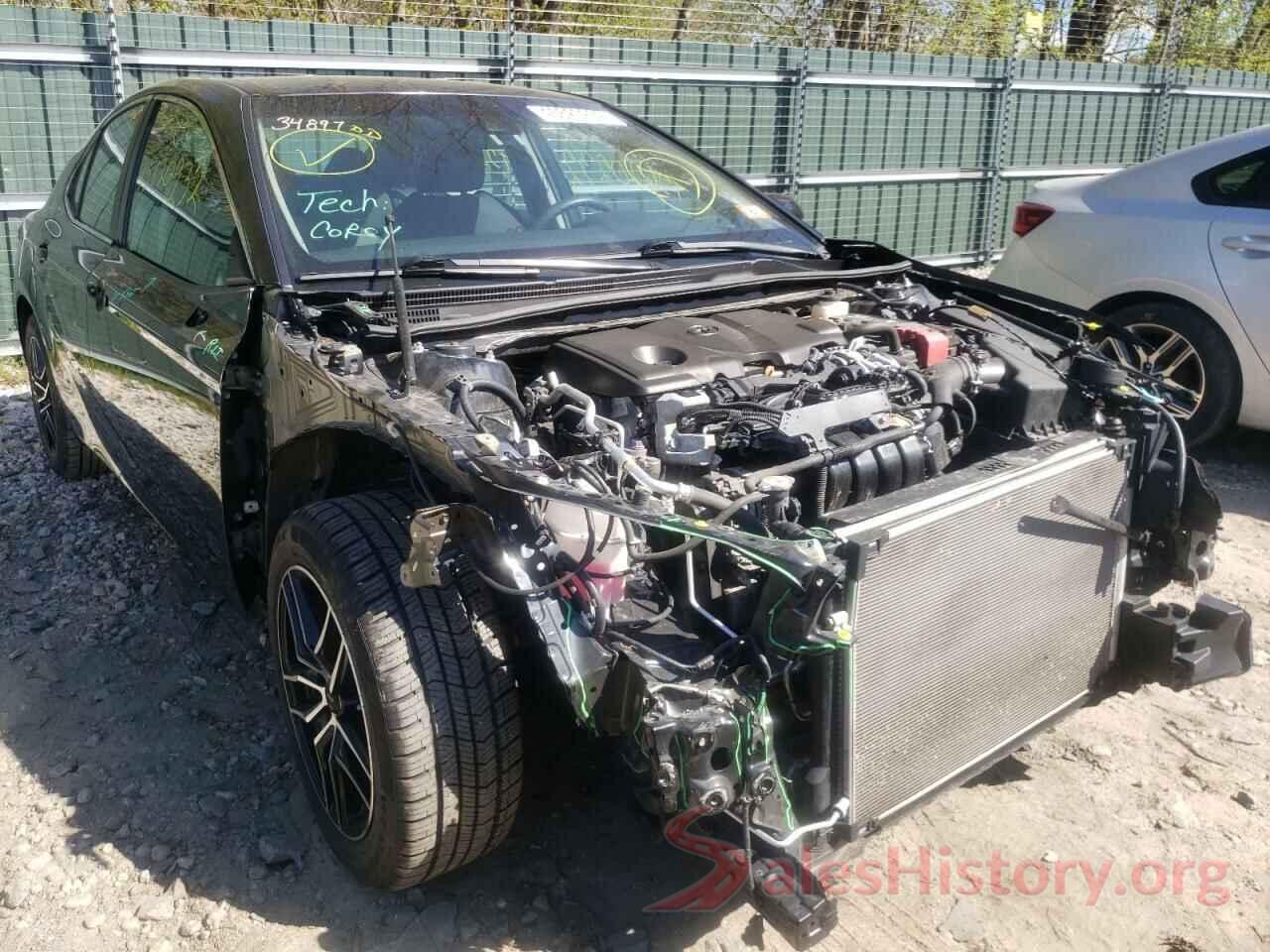 4T1B11HK6JU096627 2018 TOYOTA CAMRY