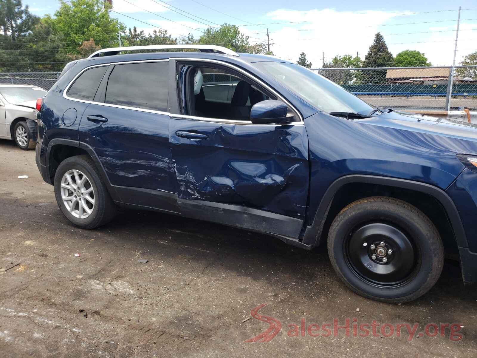 1C4PJMCX3JD523048 2018 JEEP CHEROKEE