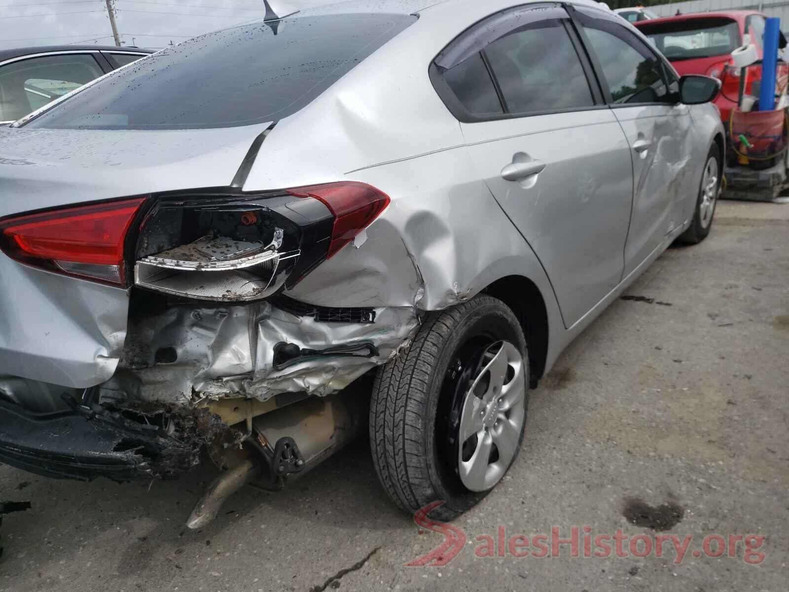 3KPFK4A7XHE078134 2017 KIA FORTE