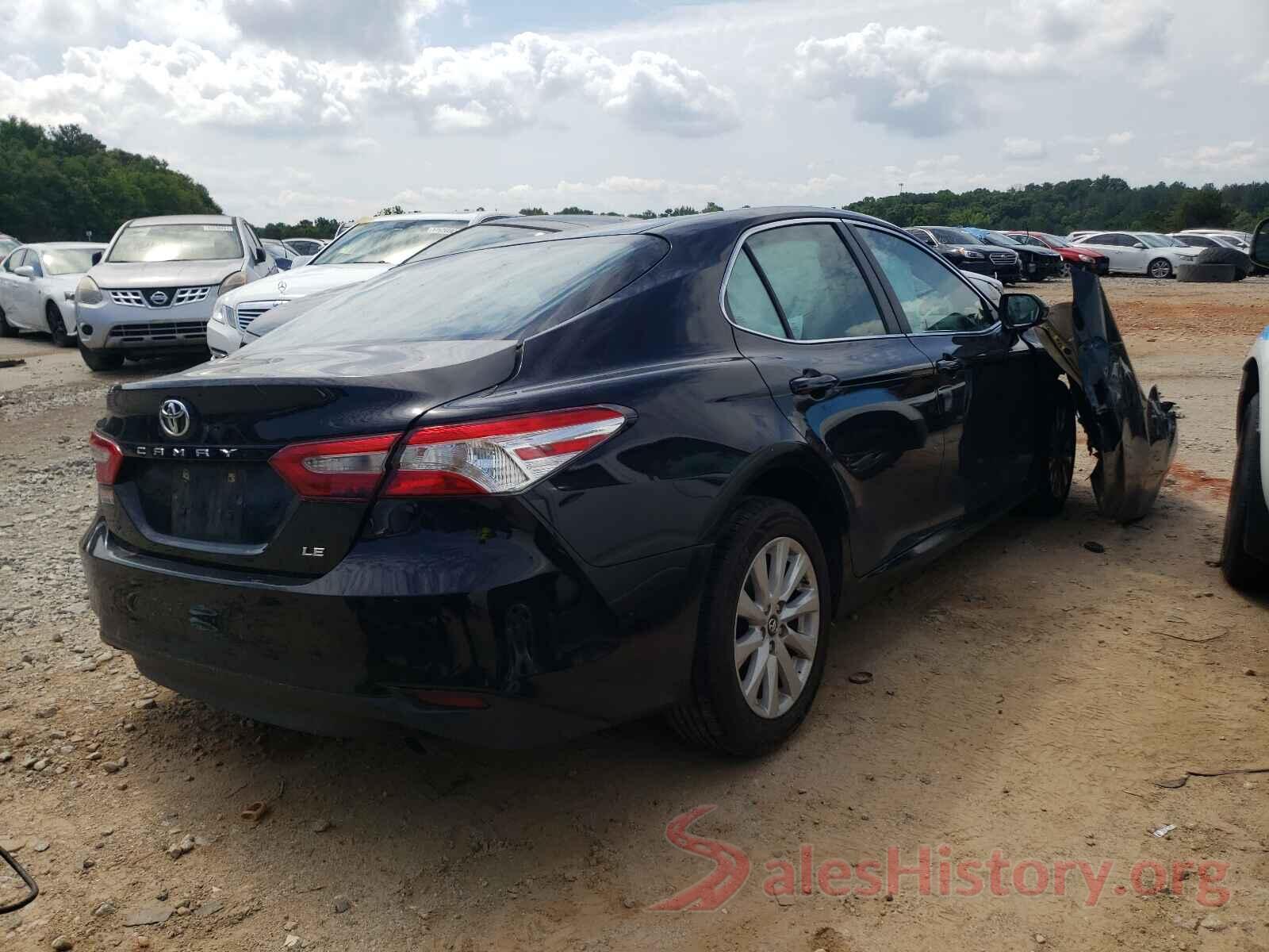 4T1B11HK2JU069974 2018 TOYOTA CAMRY