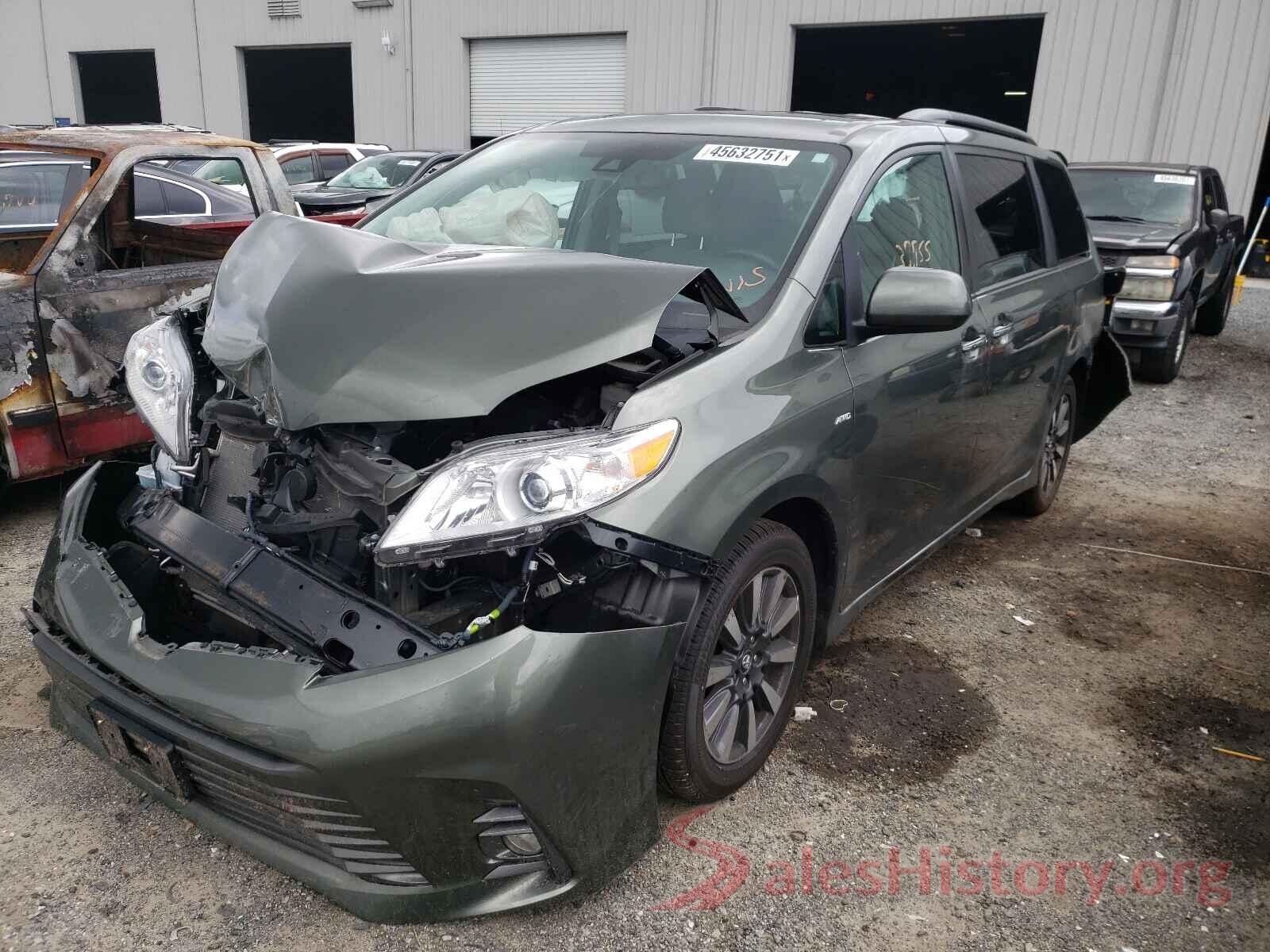 5TDDZ3DCXKS224809 2019 TOYOTA SIENNA