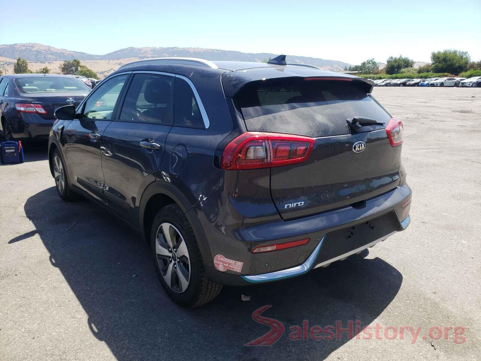 KNDCC3LDXJ5179866 2018 KIA NIRO