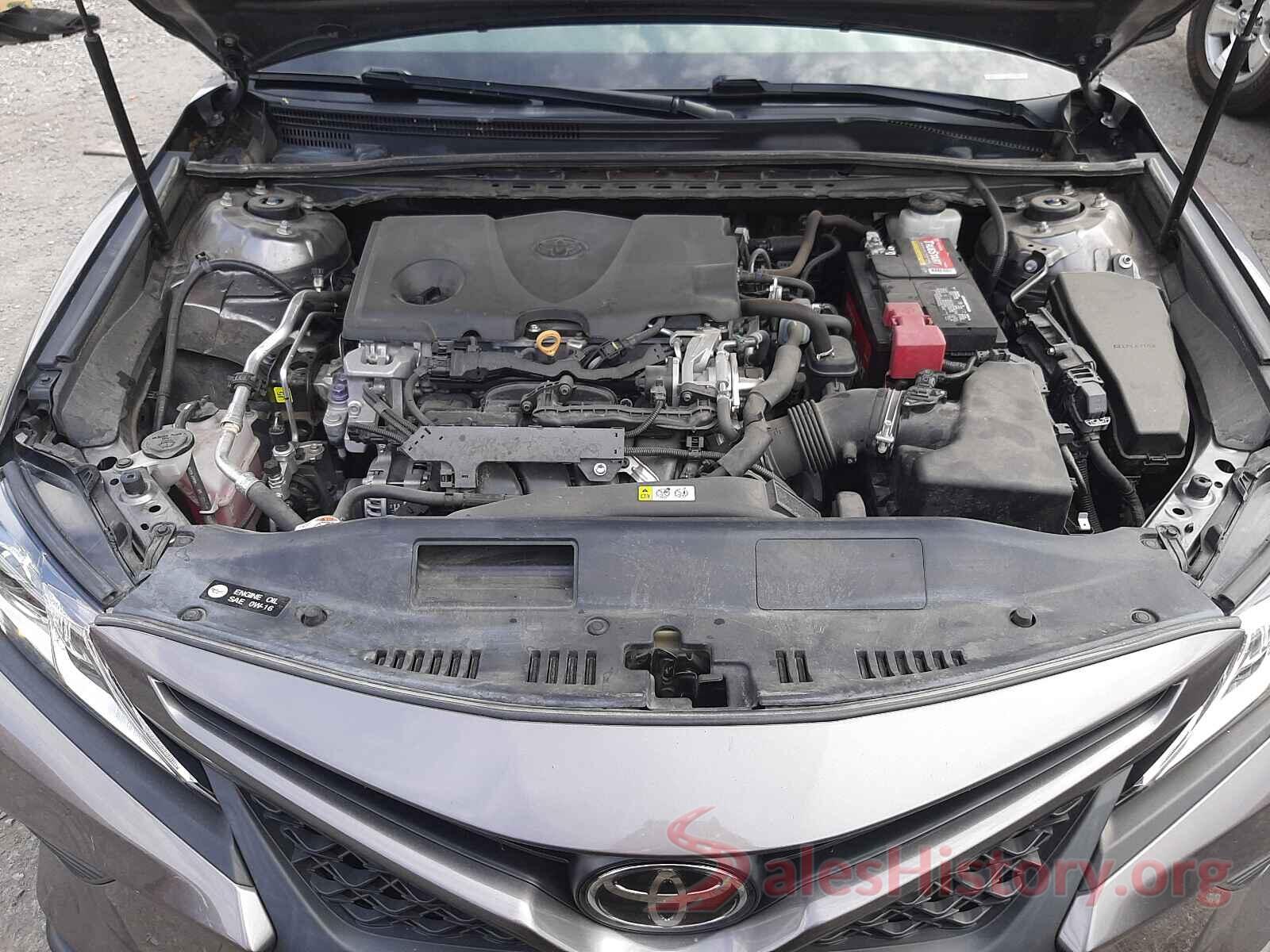 4T1B11HK0JU516429 2018 TOYOTA CAMRY