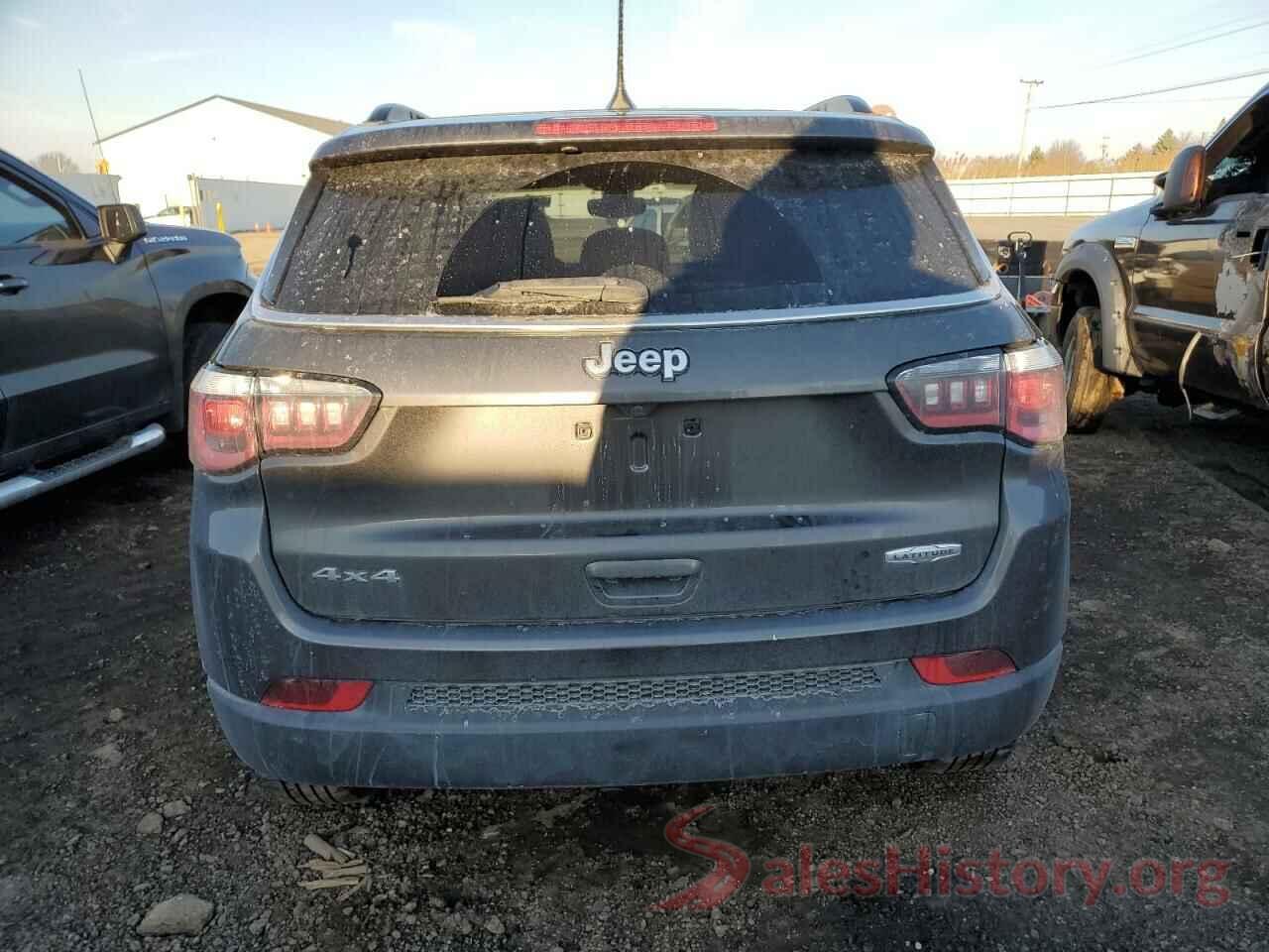 3C4NJDBB0JT270911 2018 JEEP COMPASS