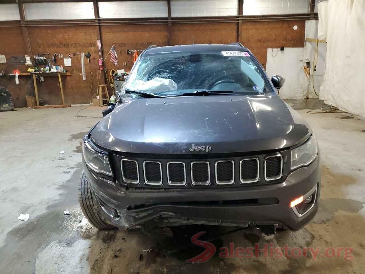 3C4NJDCB6KT747700 2019 JEEP COMPASS