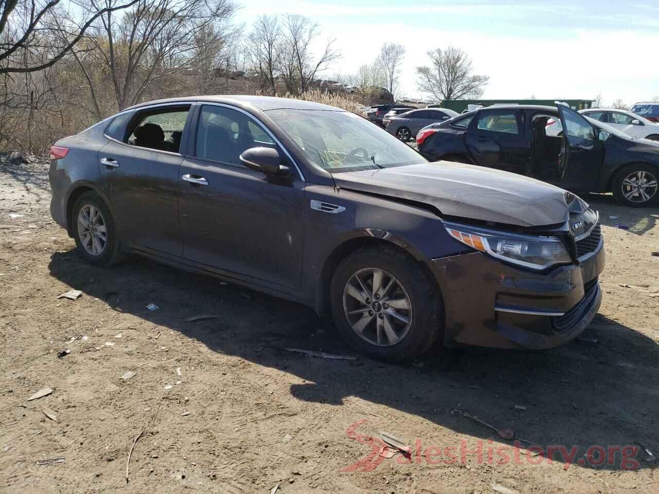 KNAGT4L35J5233621 2018 KIA OPTIMA