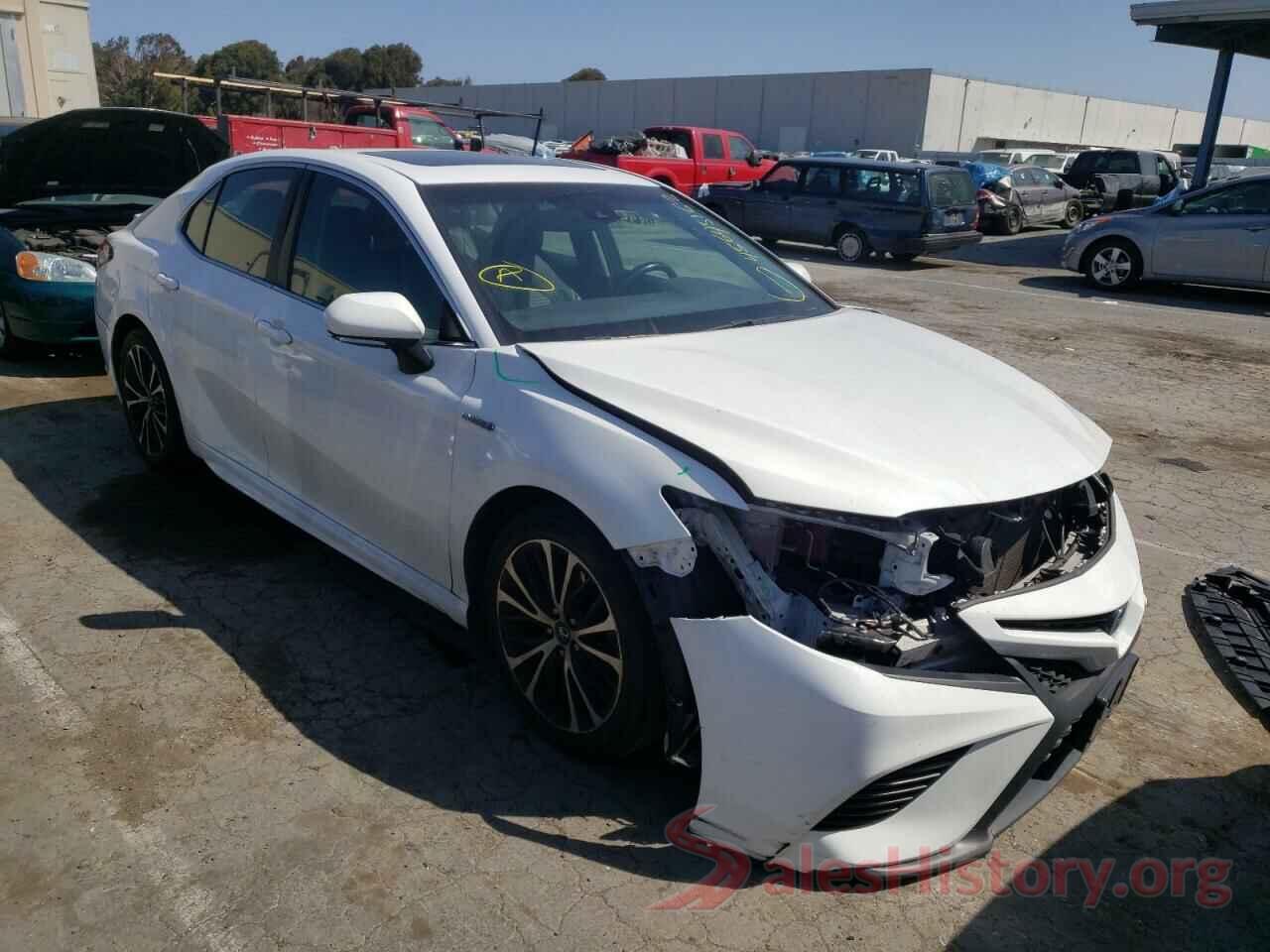 4T1B21HK4JU007991 2018 TOYOTA CAMRY