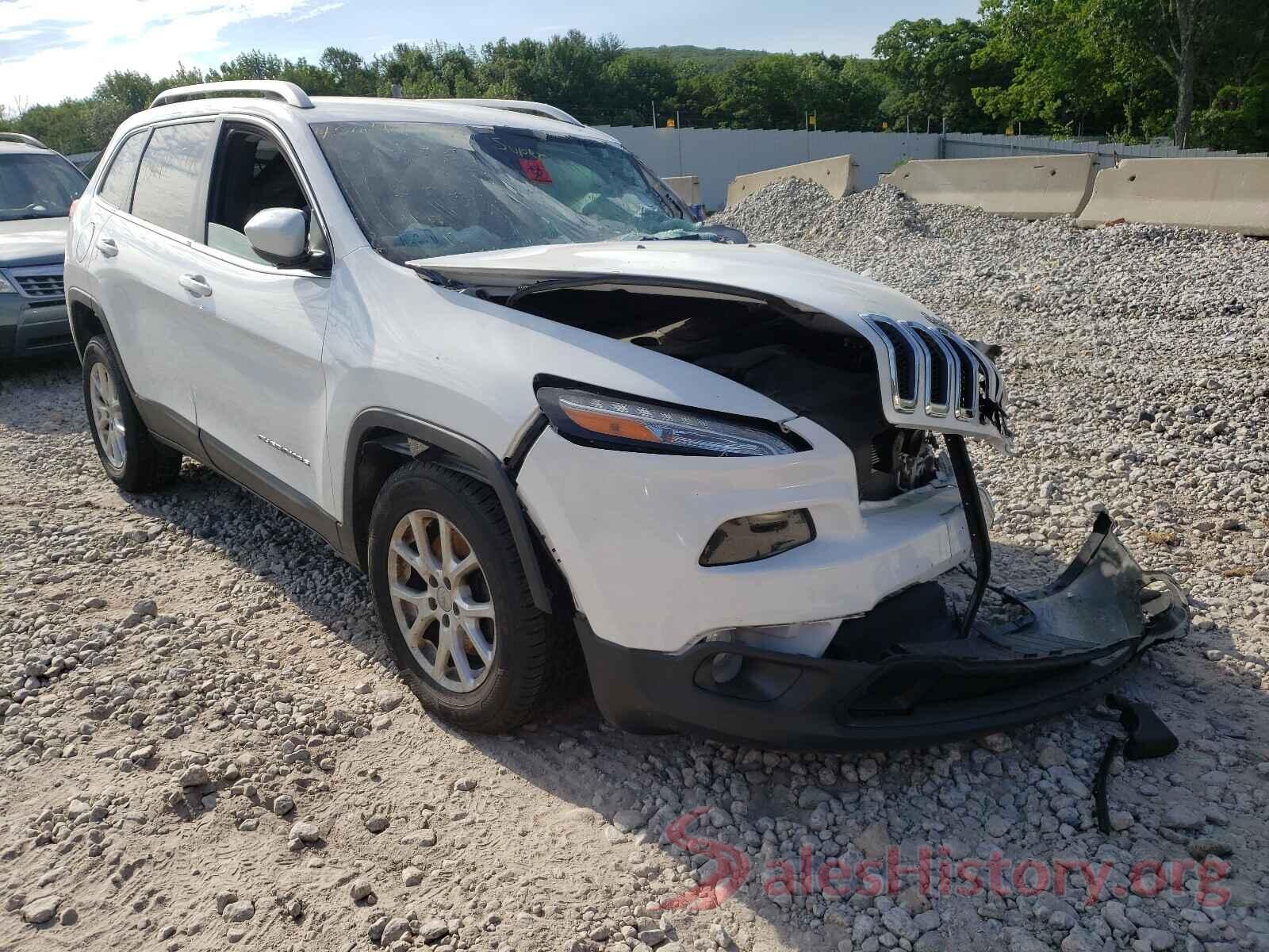 1C4PJMCB2HW666740 2017 JEEP CHEROKEE