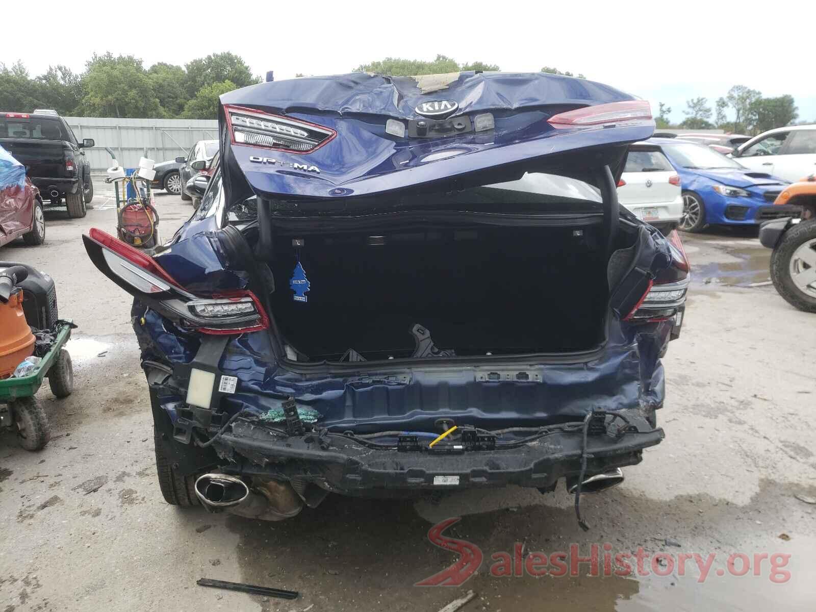 5XXGV4L28JG208079 2018 KIA OPTIMA