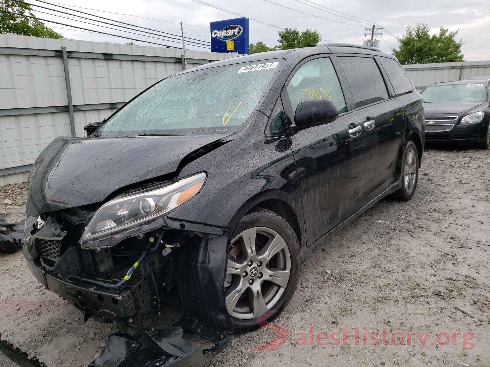 5TDXZ3DCXJS951458 2018 TOYOTA SIENNA